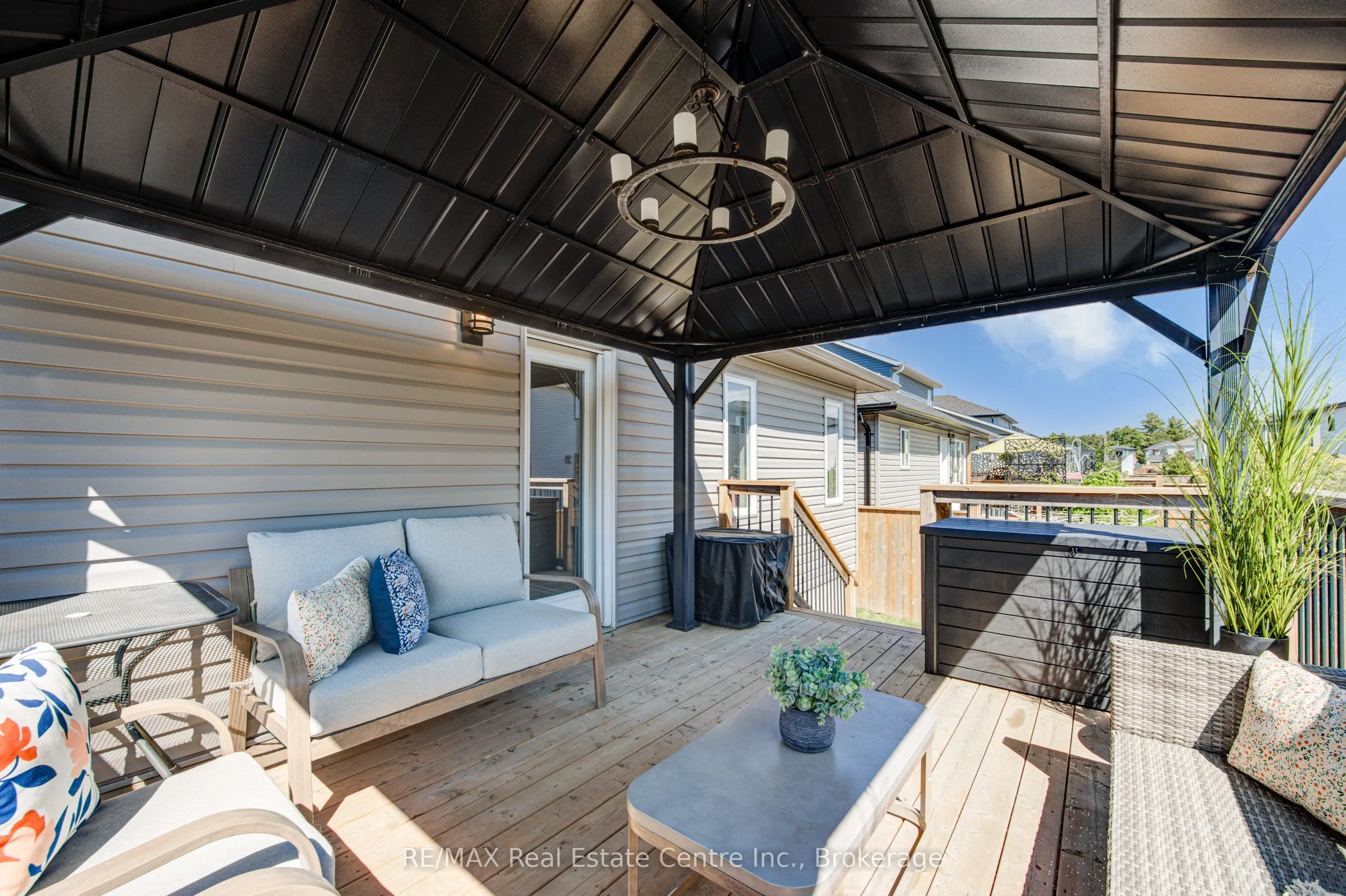 14 Reeves Road