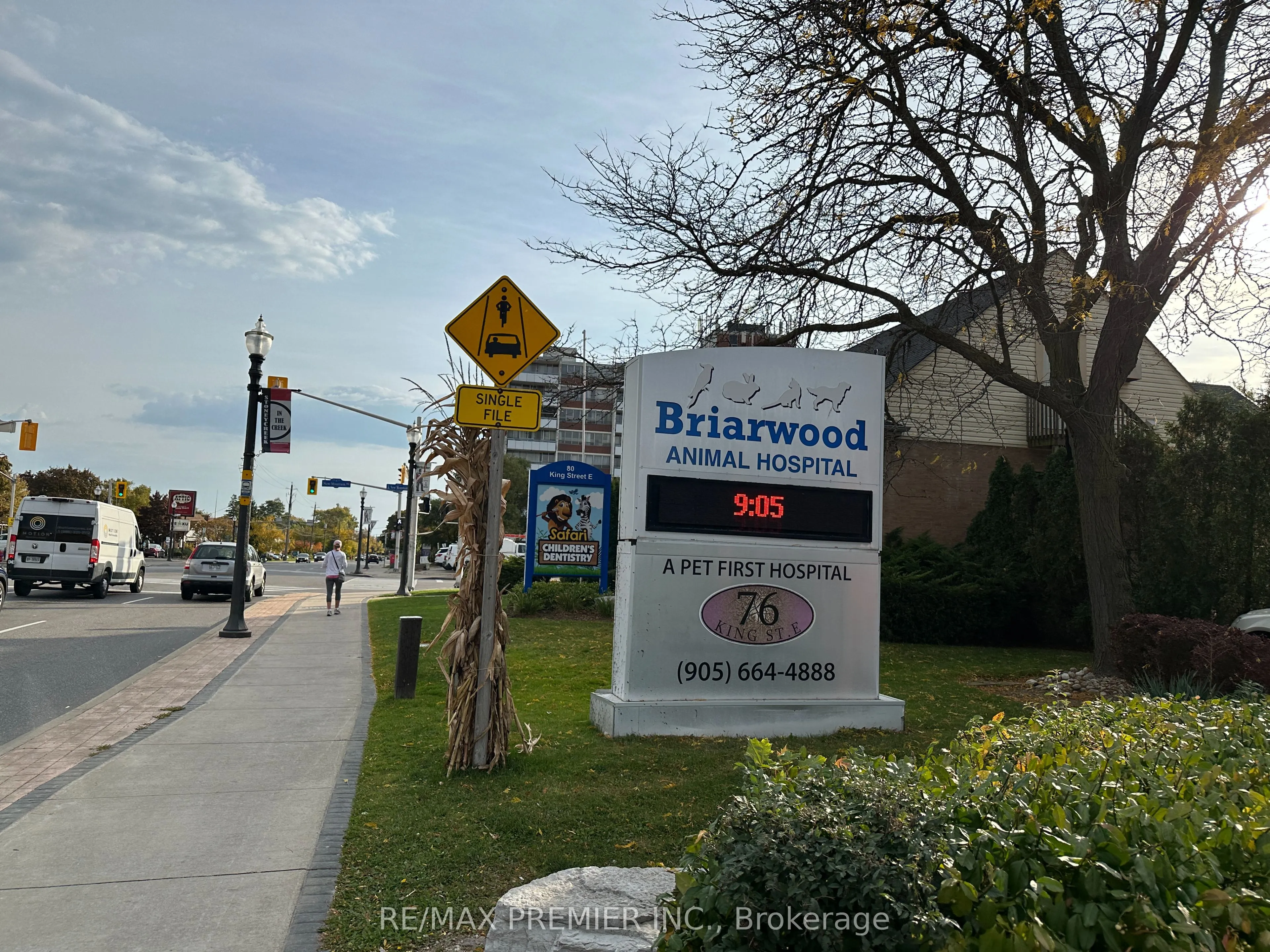 70 King Street E, #M04-B