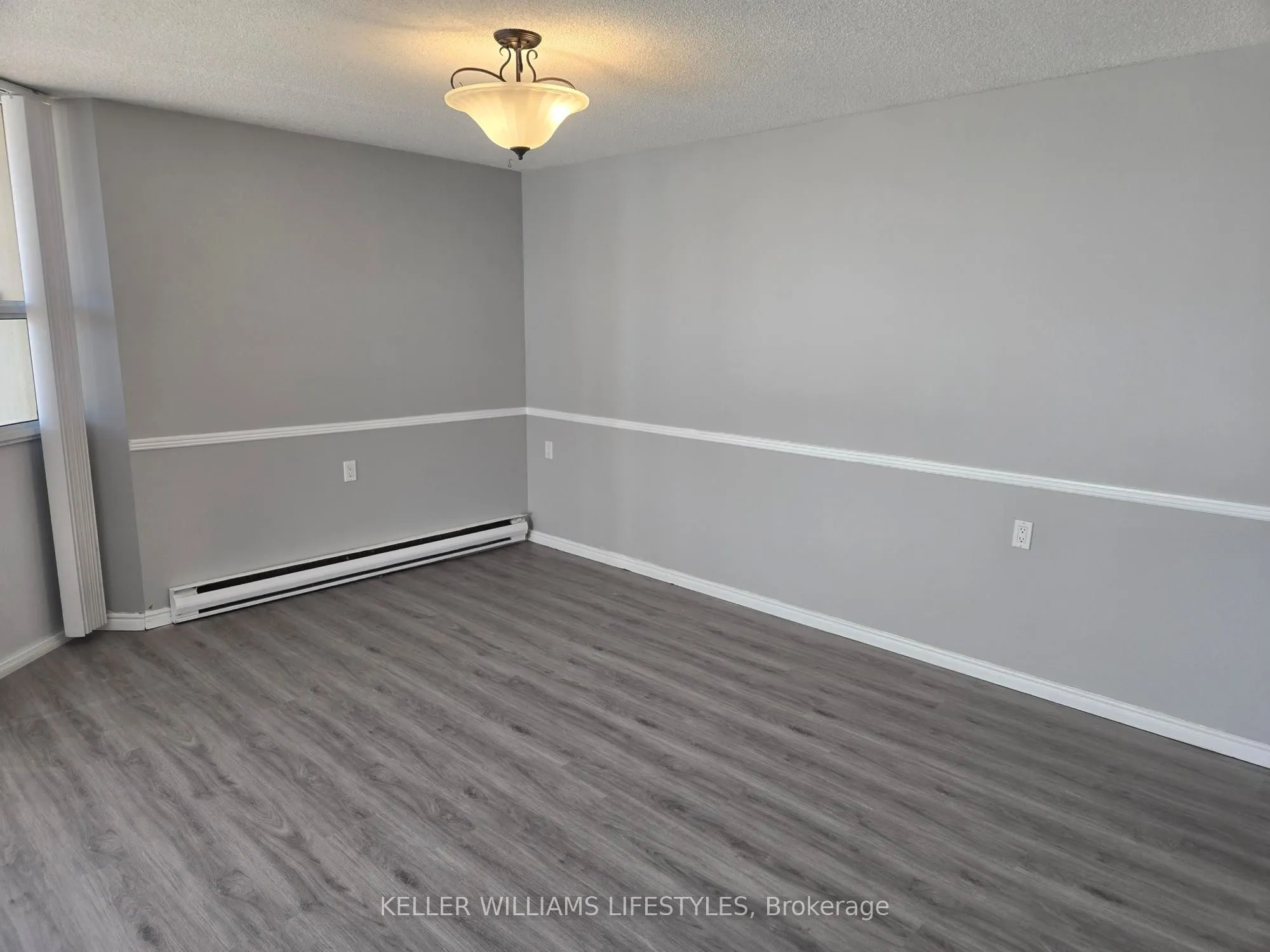 323 Colborne Street, #206