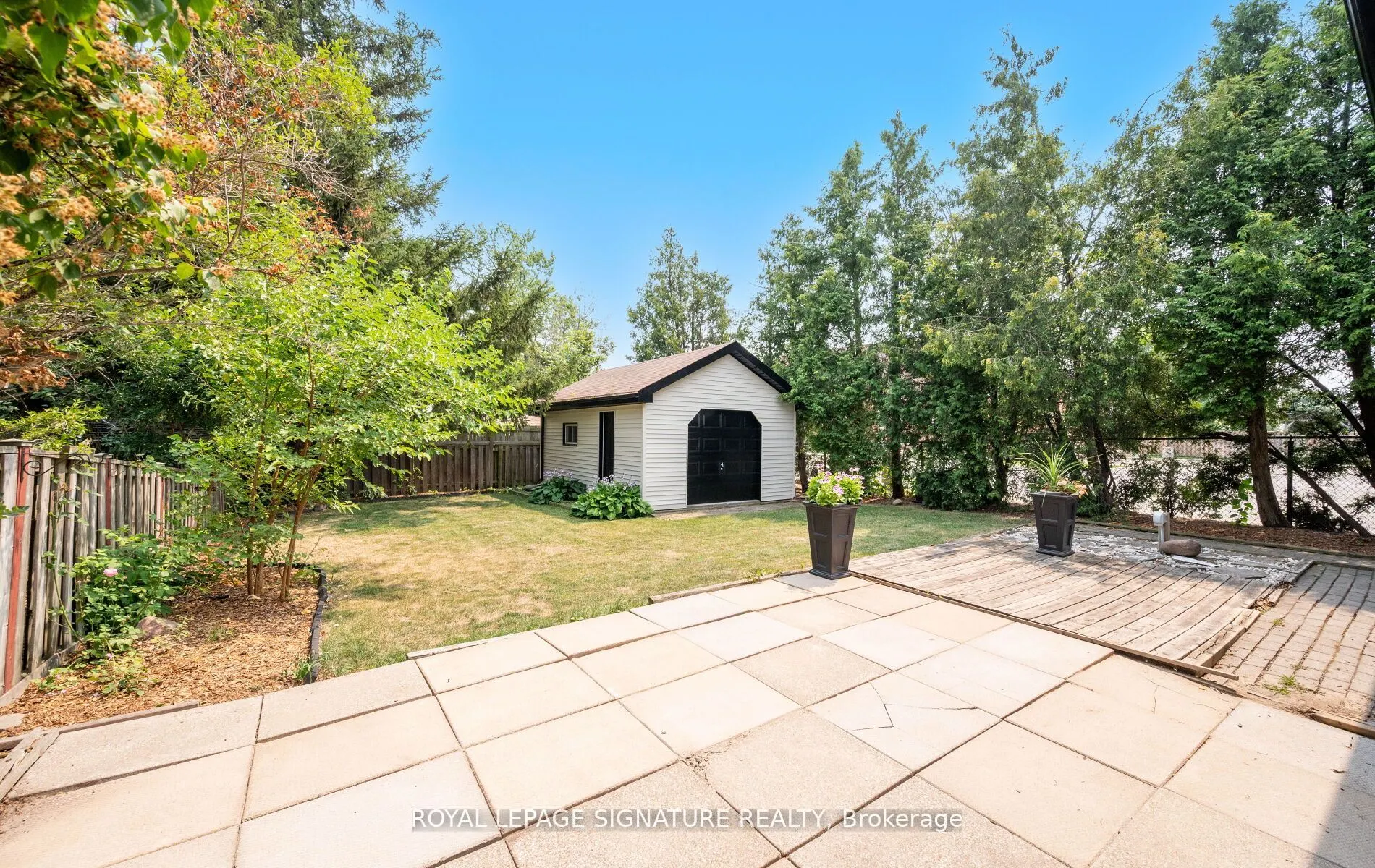 105 Lilacside Drive