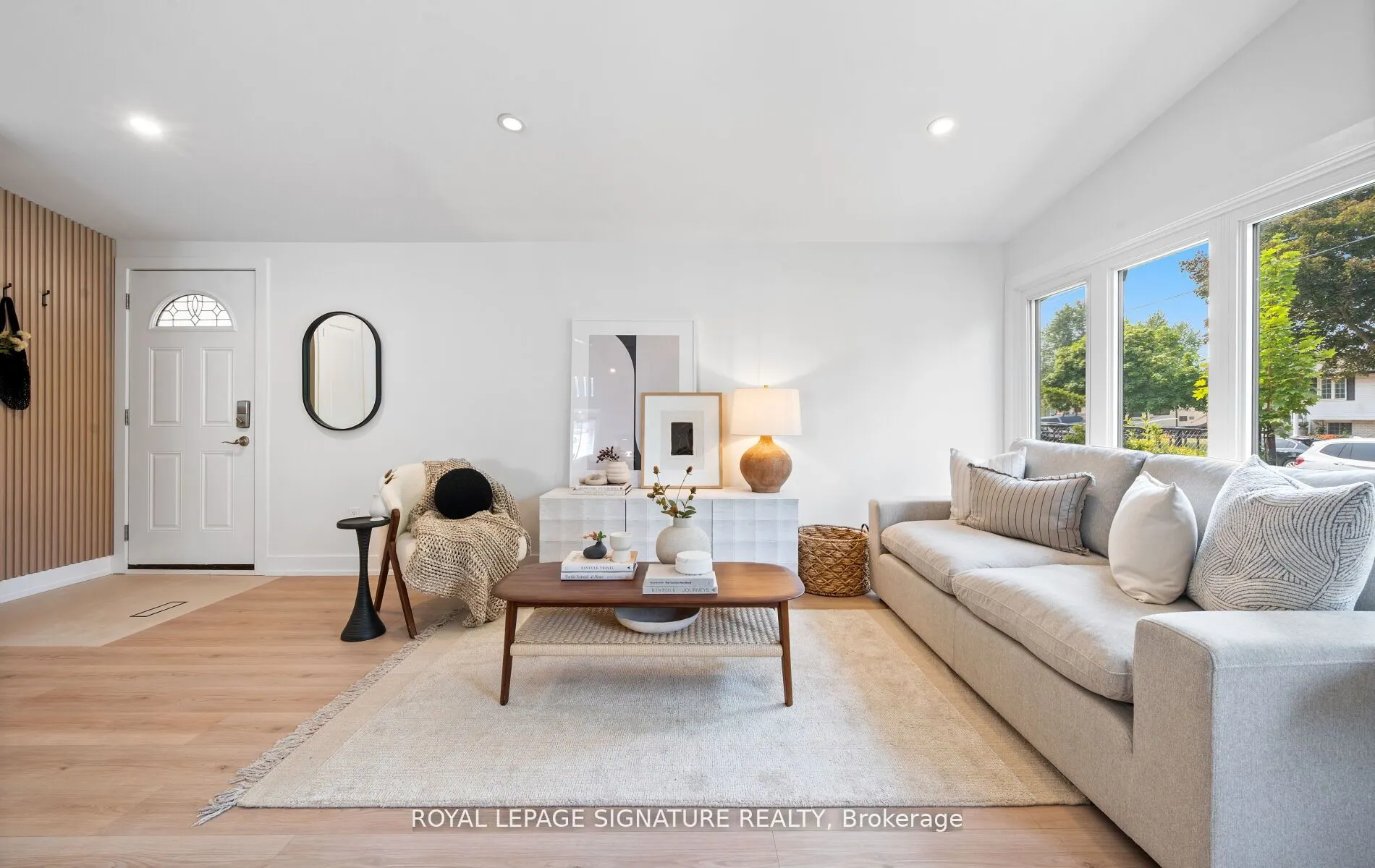 105 Lilacside Drive