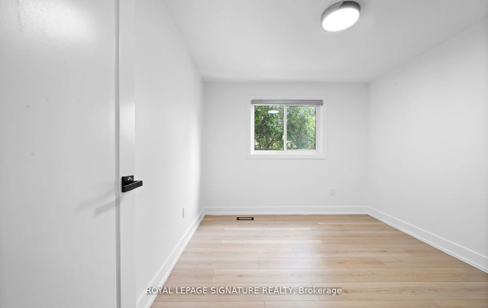 105 Lilacside Drive