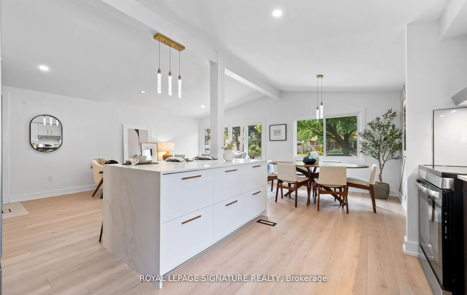 105 Lilacside Drive