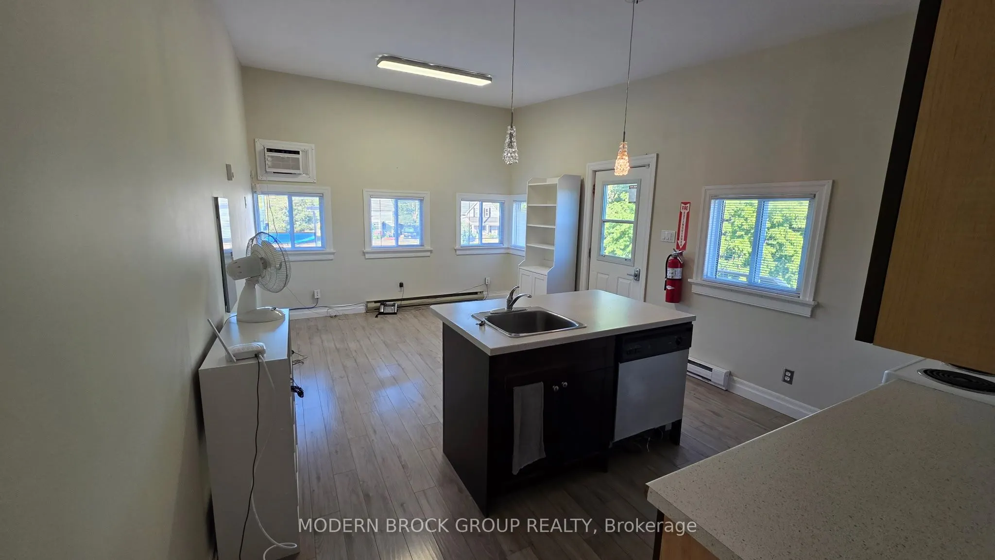 6679 Fourth Line Road, #1