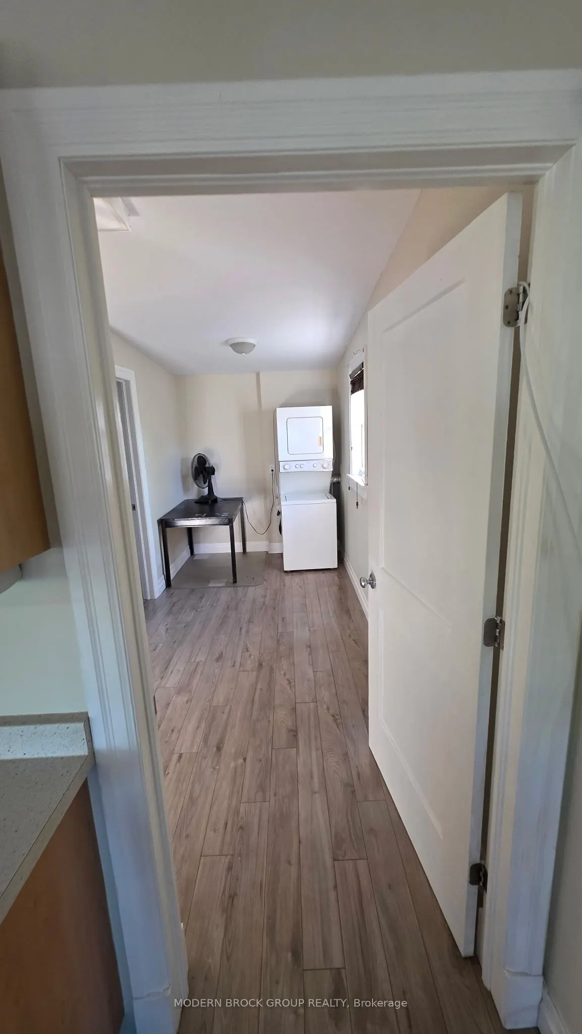 6679 Fourth Line Road, #1