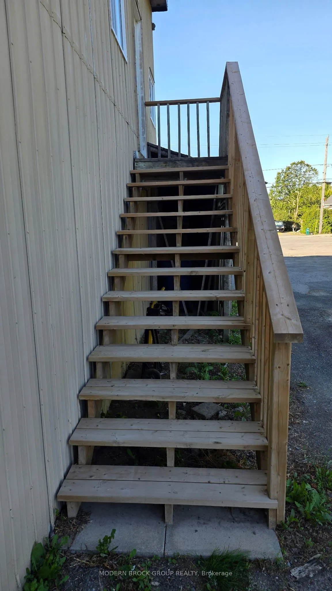 6679 Fourth Line Road, #1