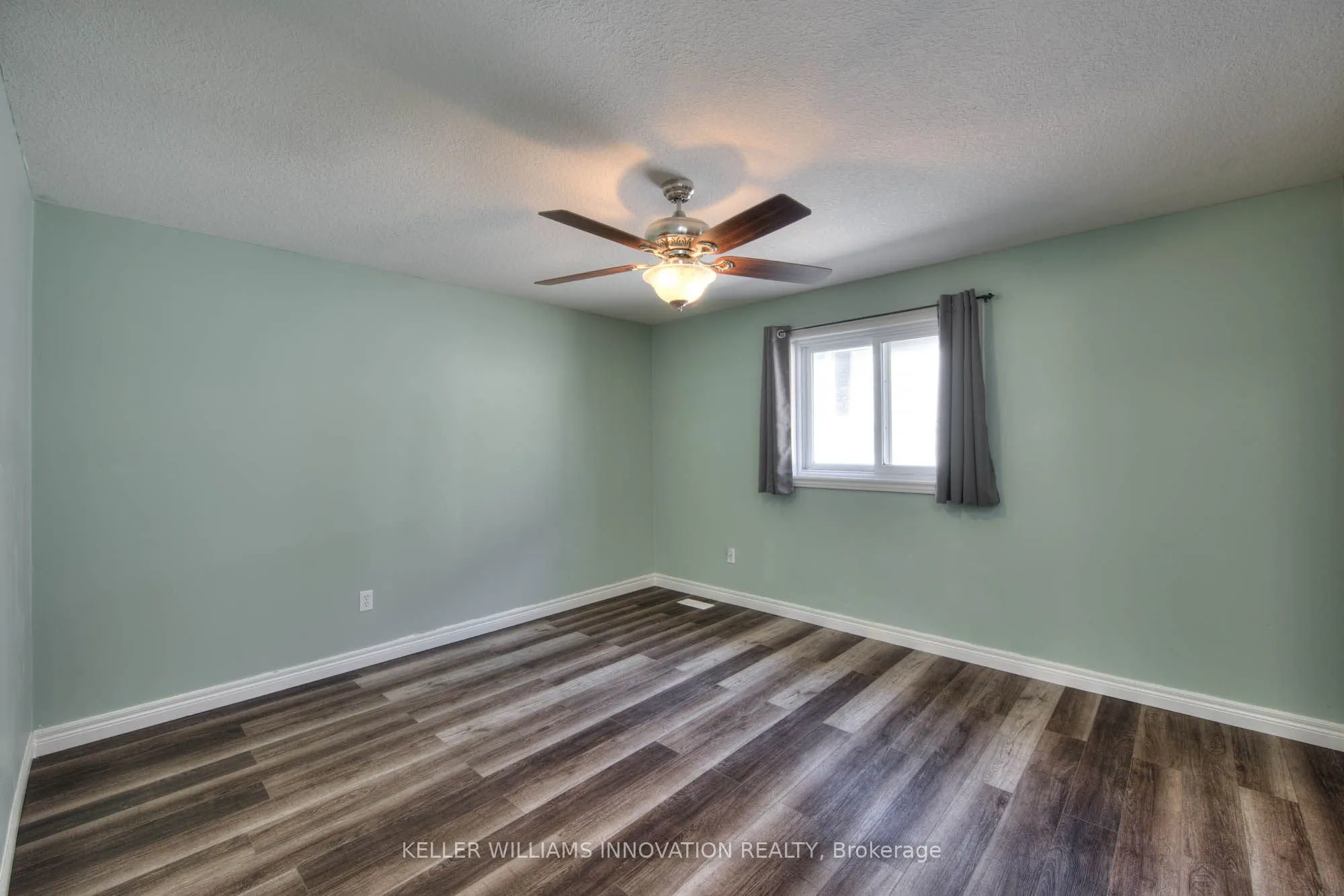 6 Heatherwood Place