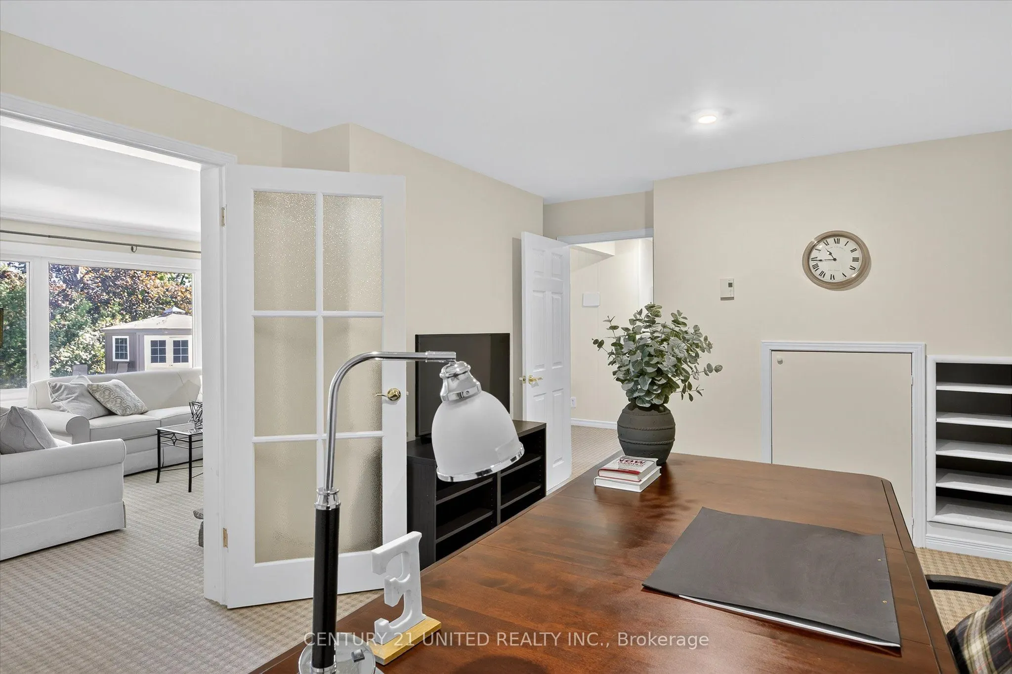 8 Oakwood Crescent