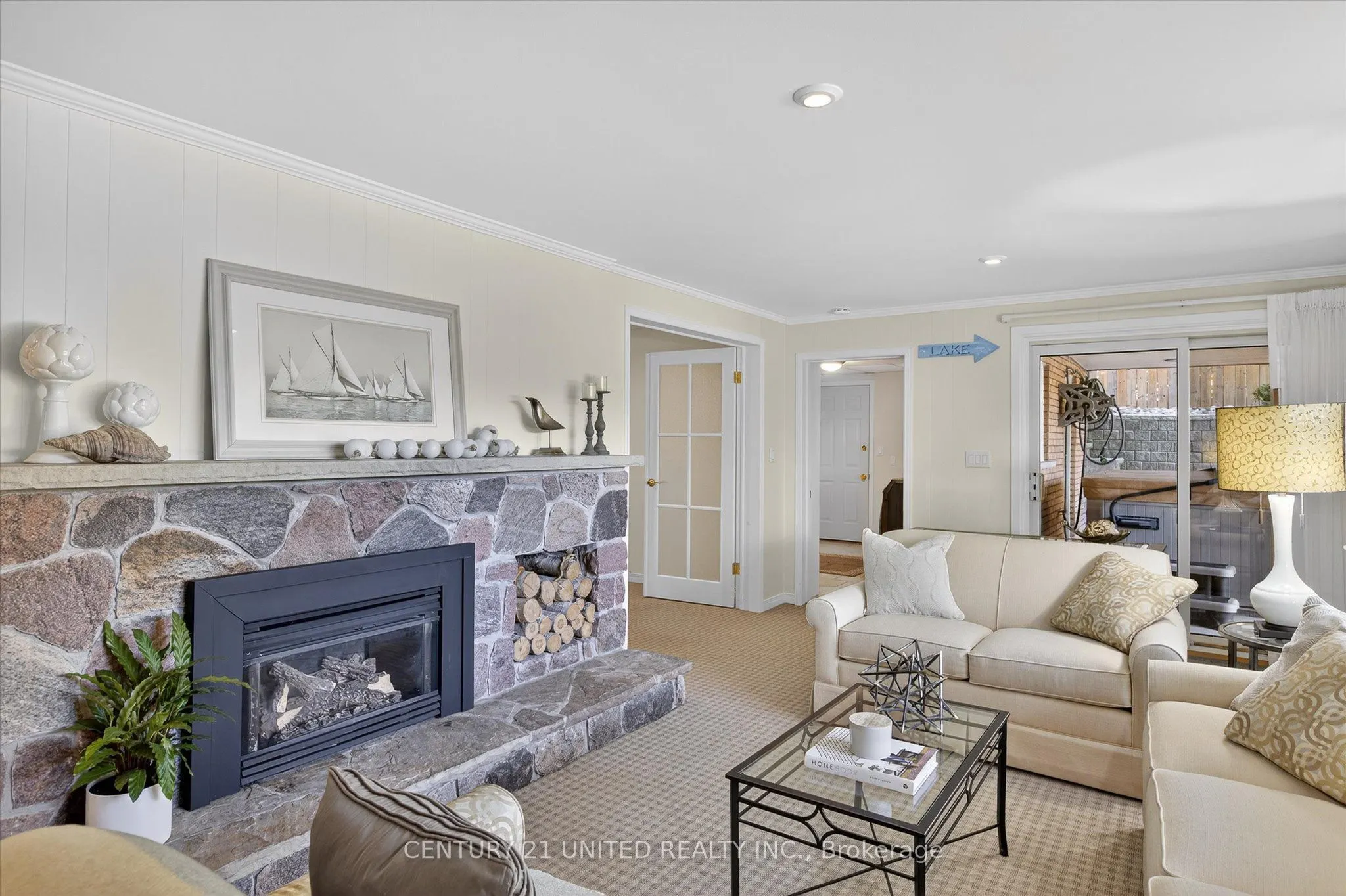 8 Oakwood Crescent
