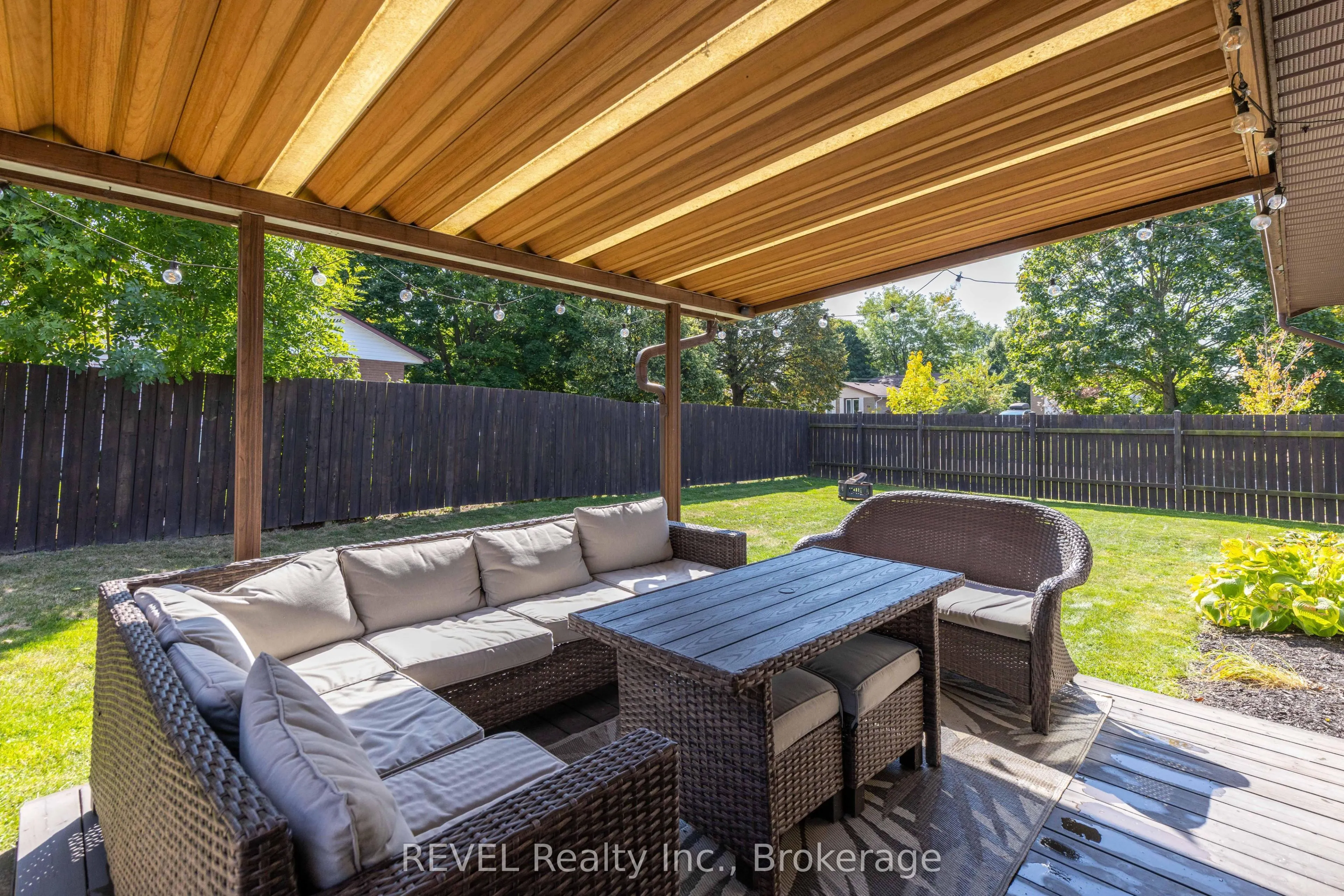 3 Newleaf Crescent