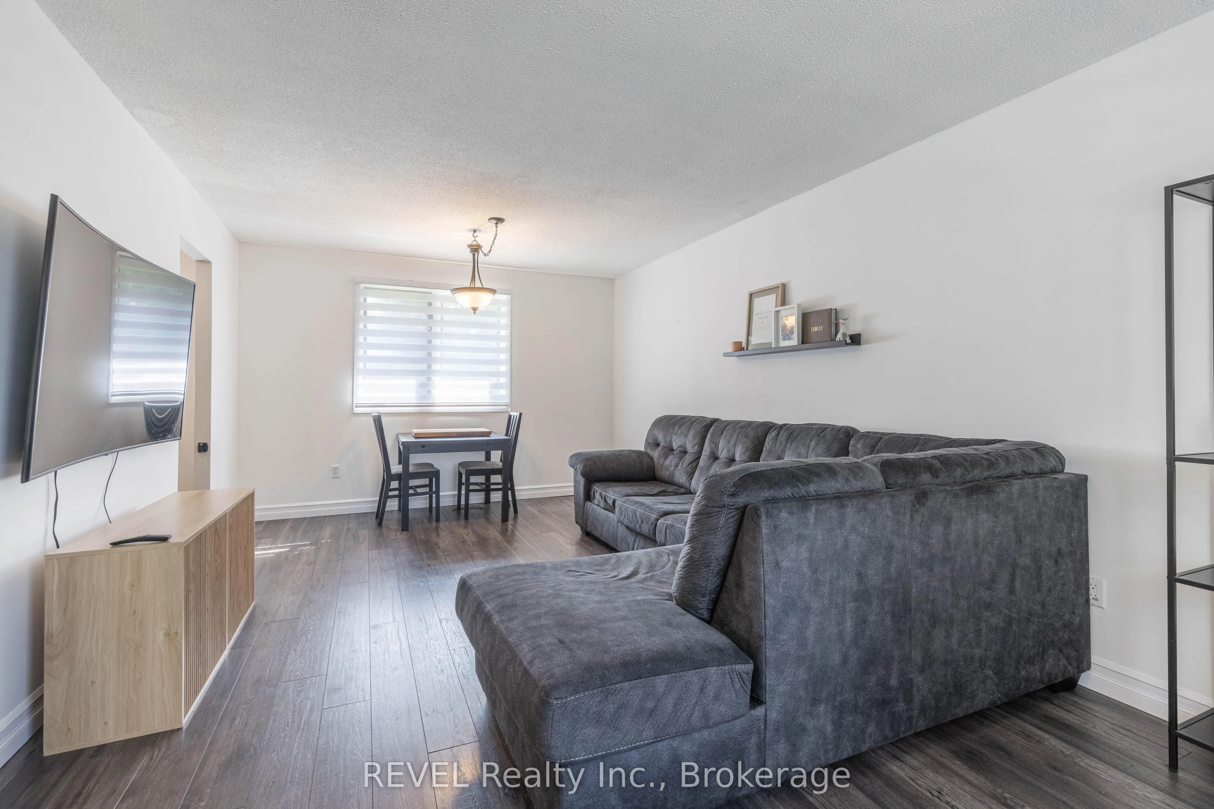 3 Newleaf Crescent