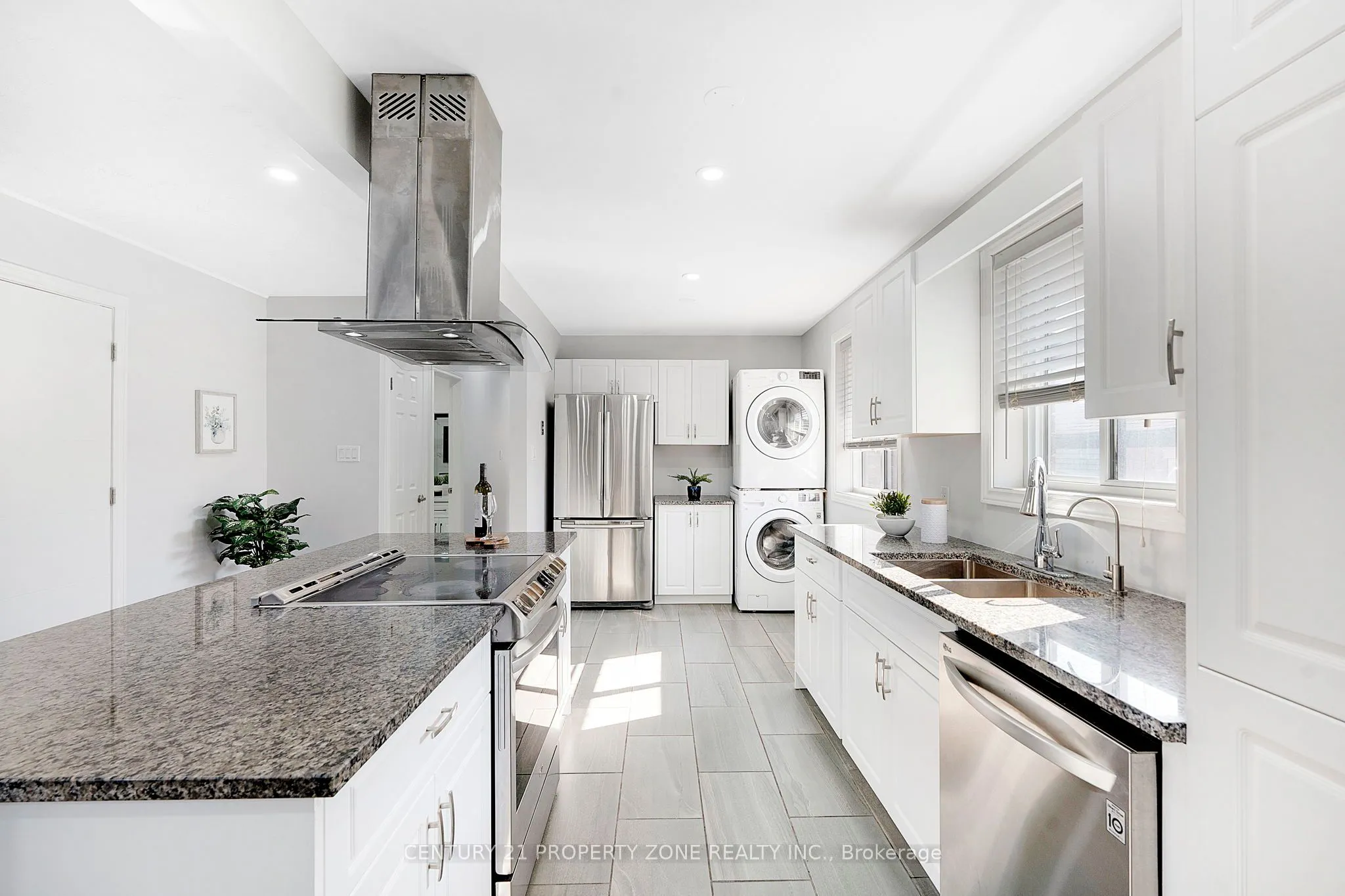 39 Southview Crescent