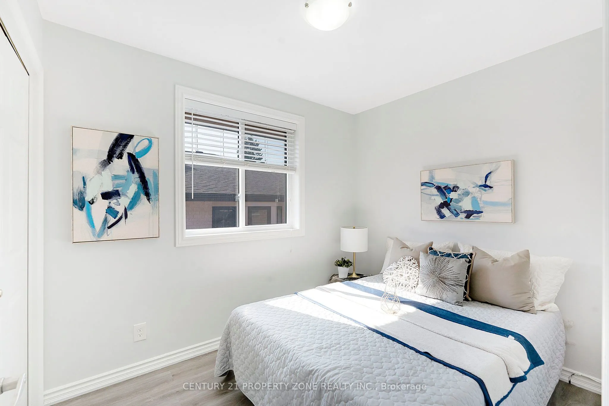 39 Southview Crescent