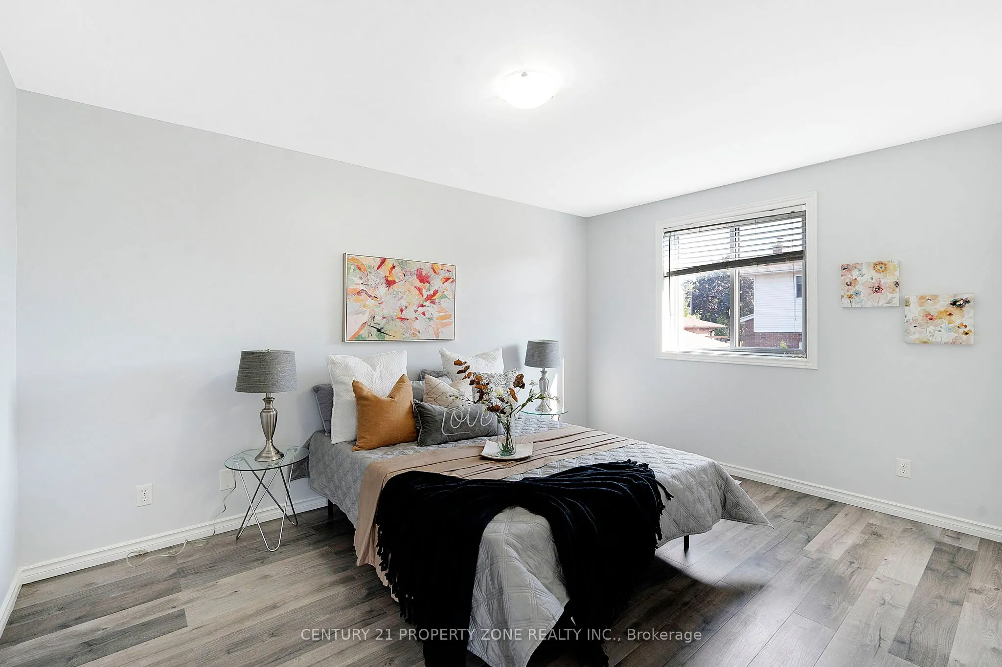 39 Southview Crescent