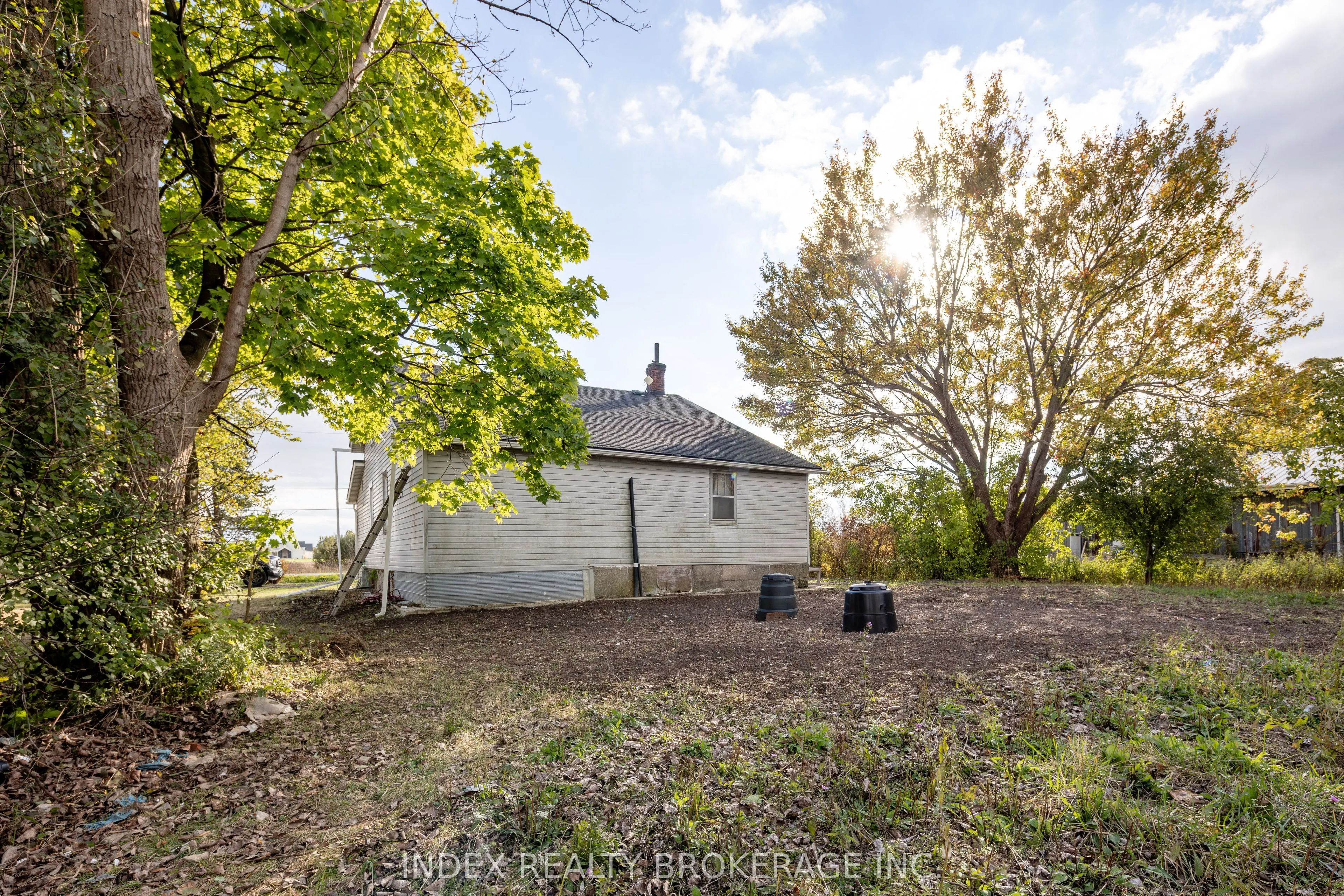 3670 Bowen Road