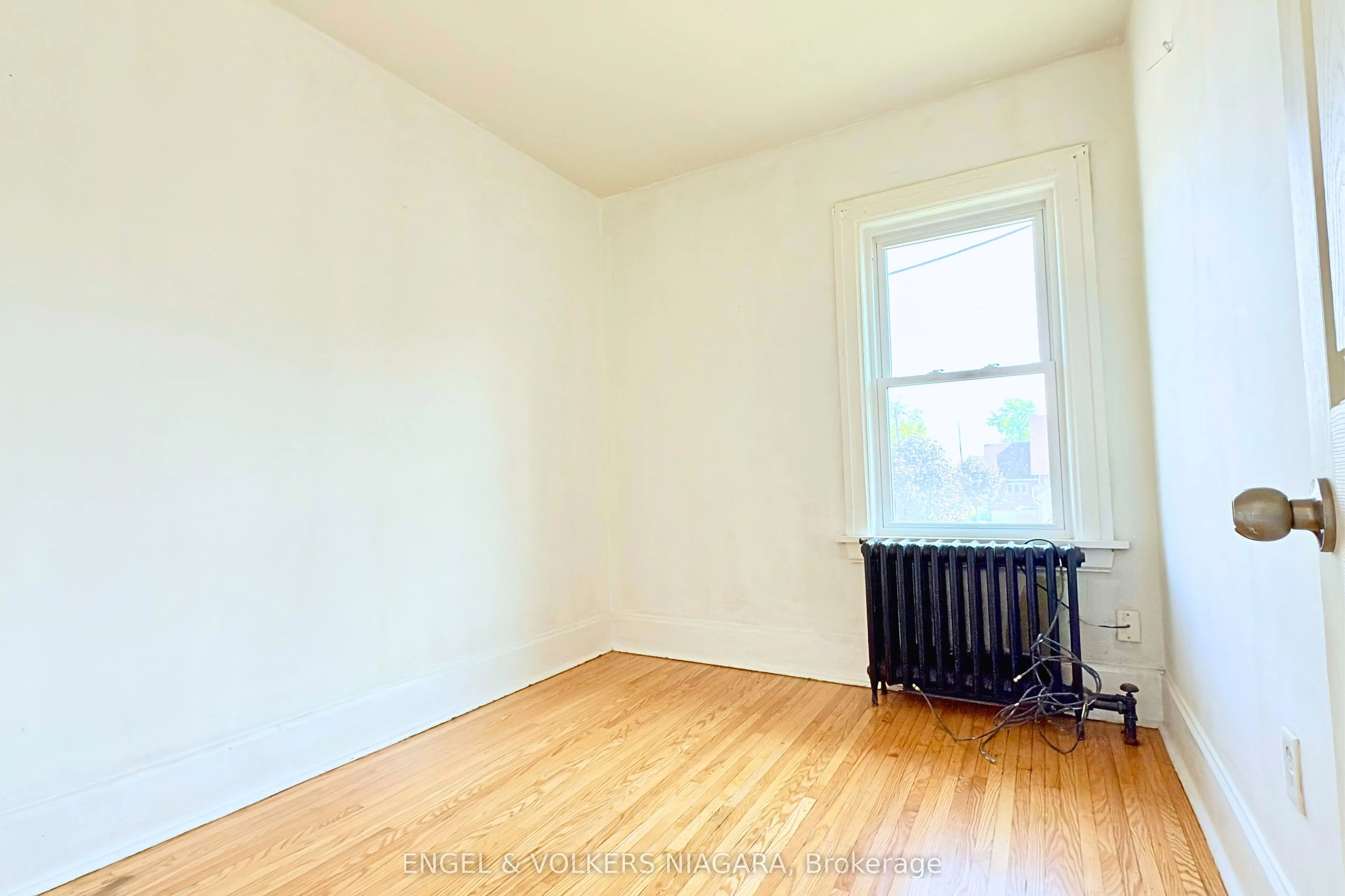 5038 HURON Street