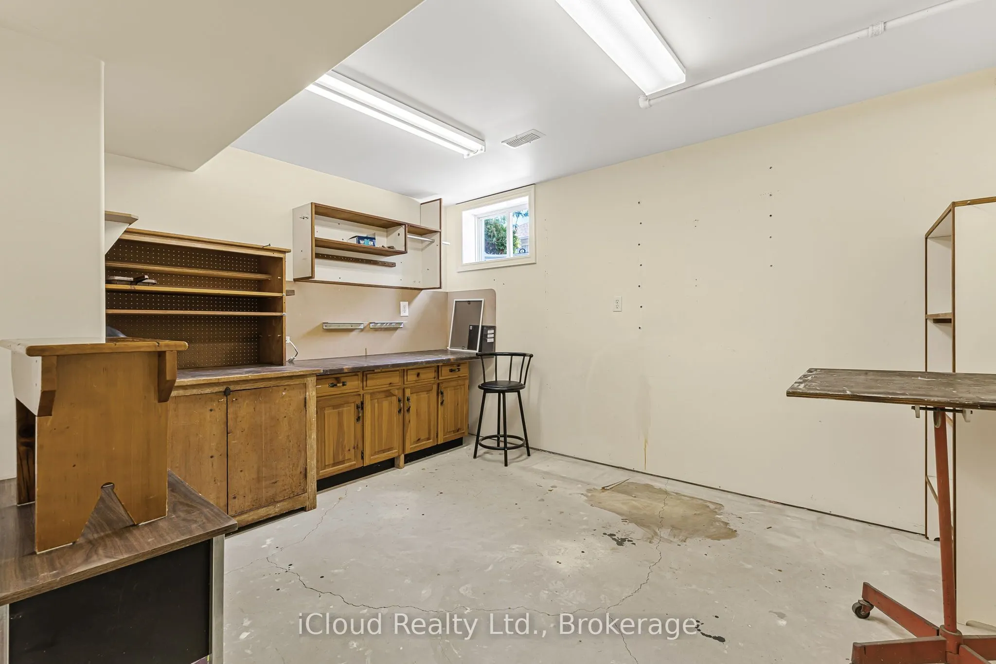92 Loretta Drive, #7