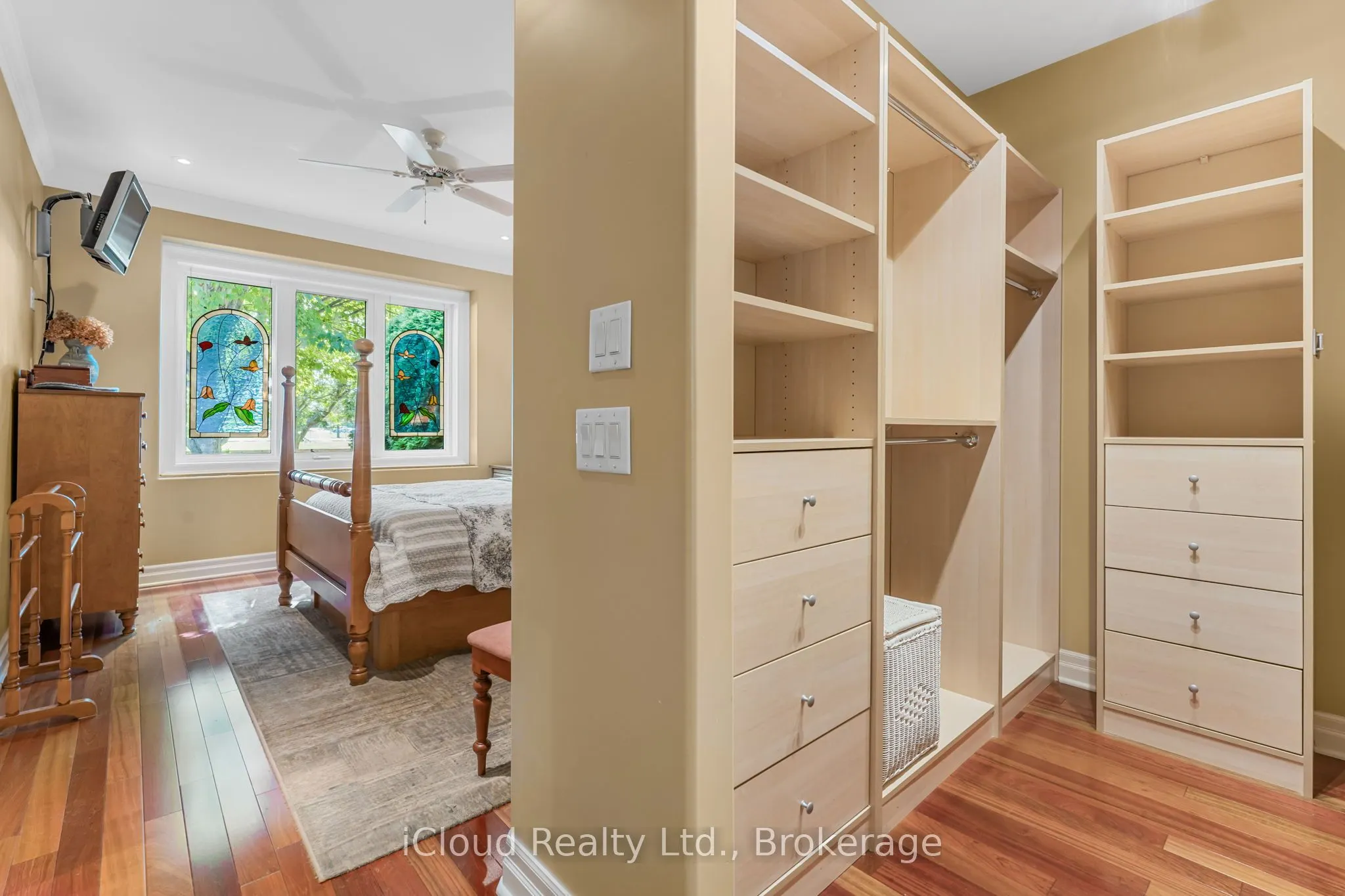 92 Loretta Drive, #7