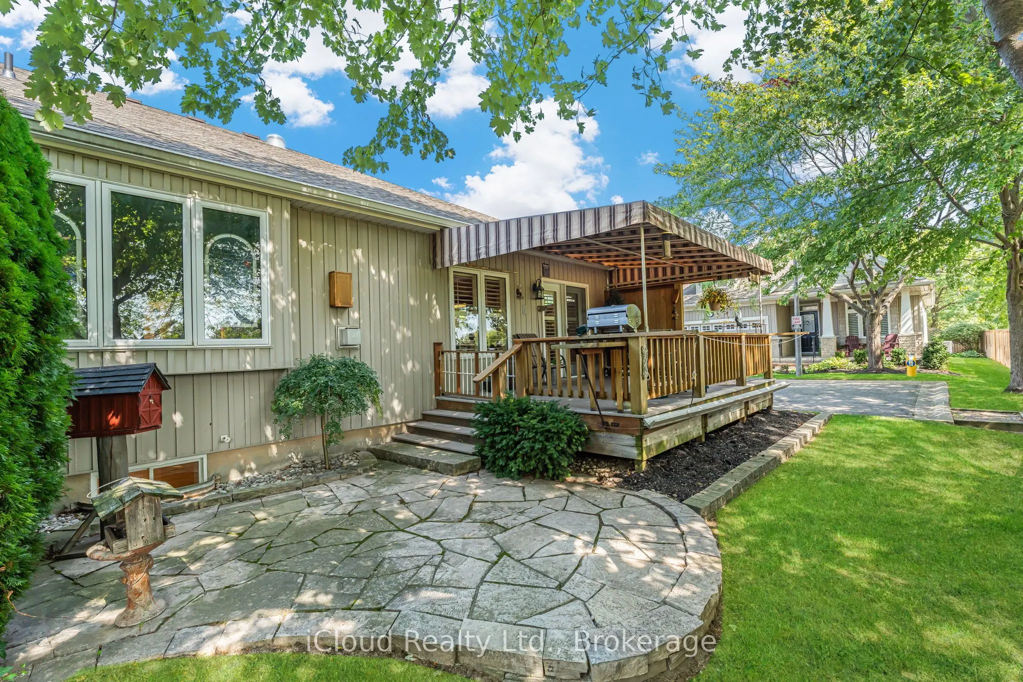 92 Loretta Drive, #7