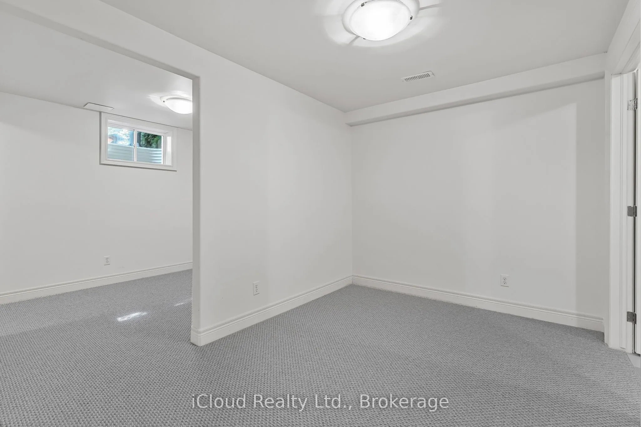 92 Loretta Drive, #7