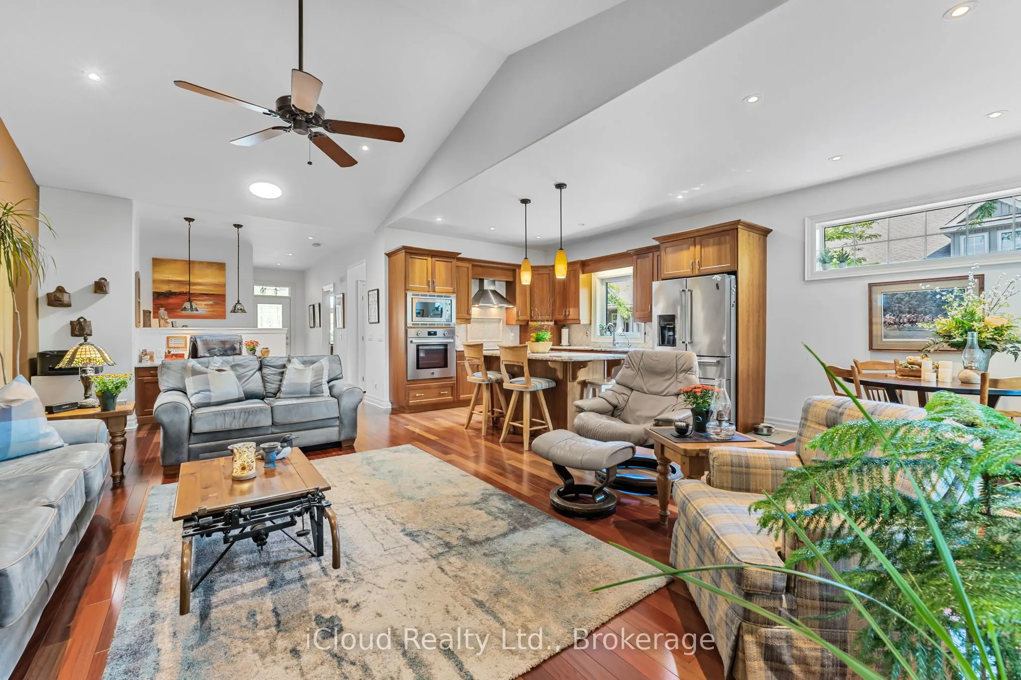 92 Loretta Drive, #7
