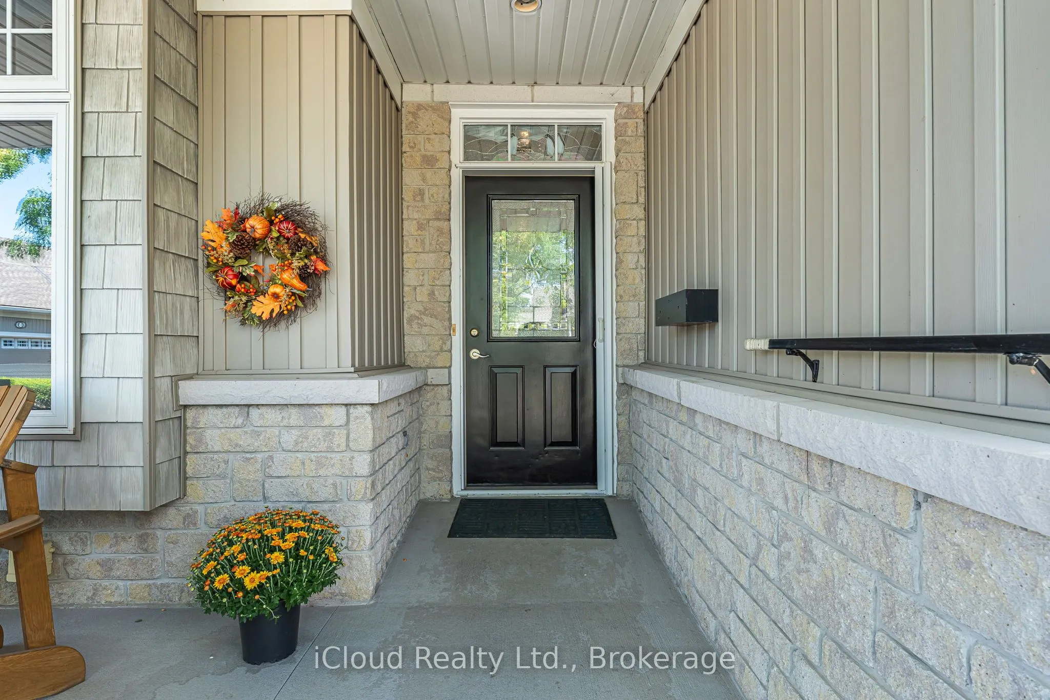 92 Loretta Drive, #7