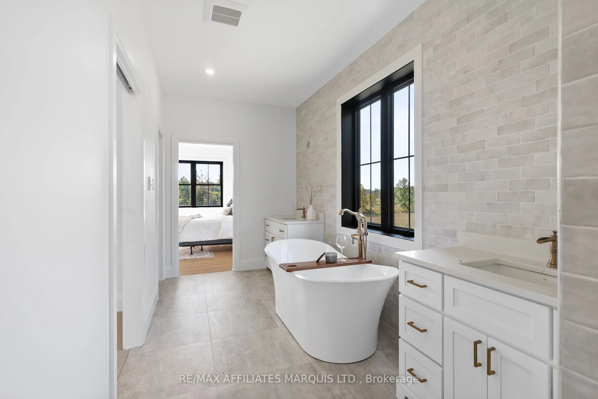 3978 Squire Road
