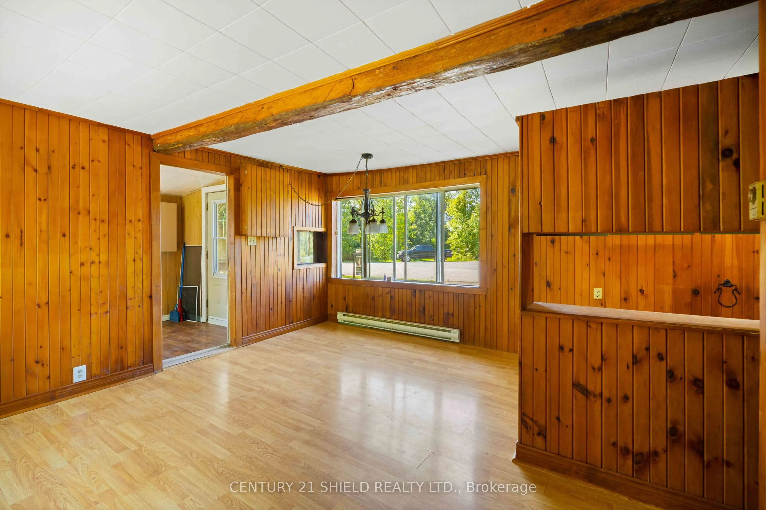 6261 - 911 - 6259 67th Avenue