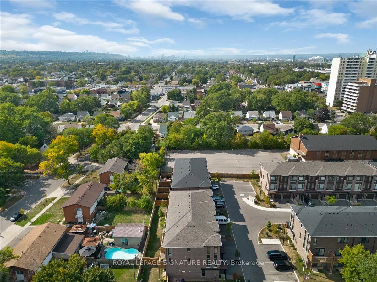 270 Melvin Avenue, #25