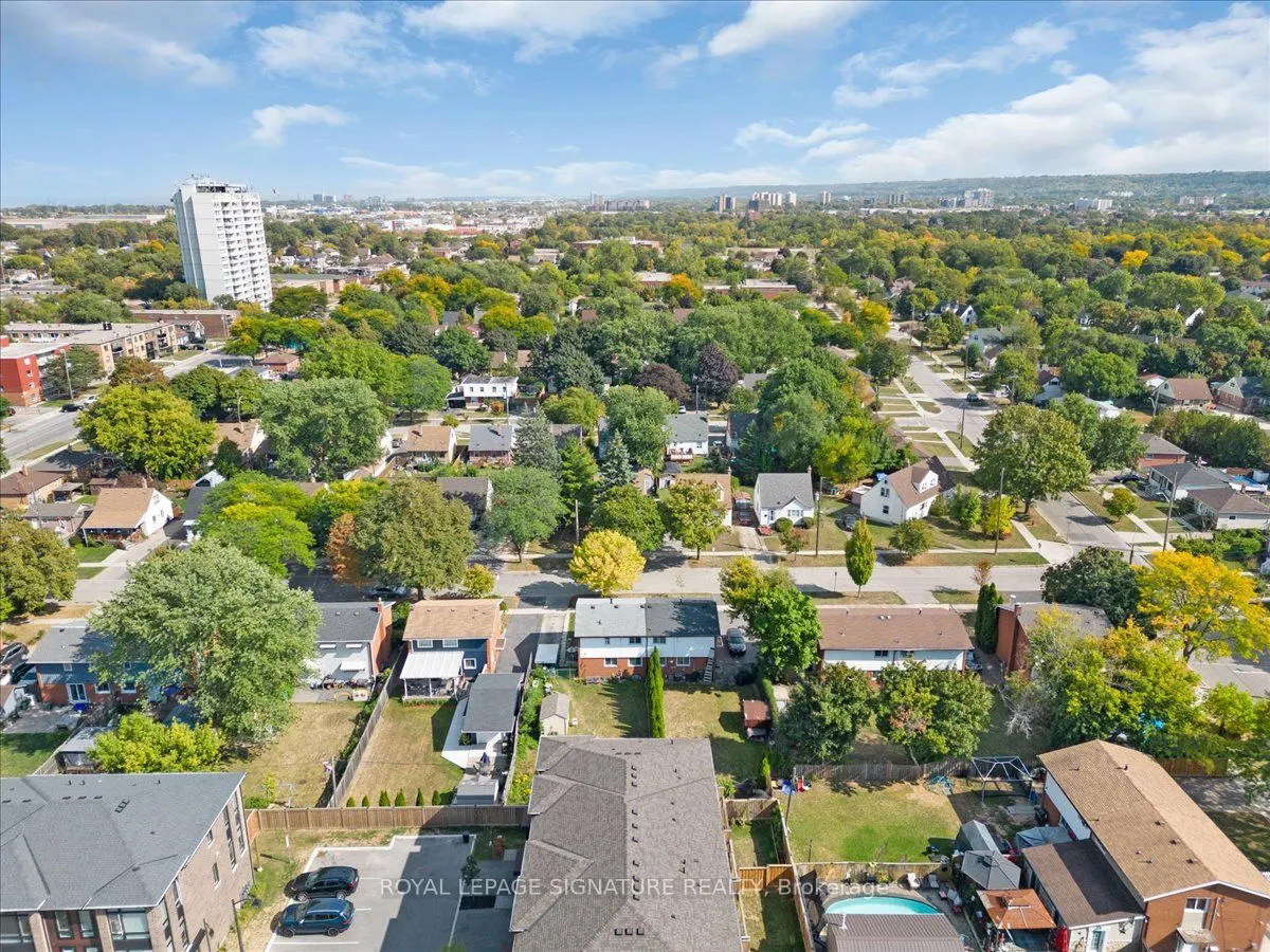 270 Melvin Avenue, #25