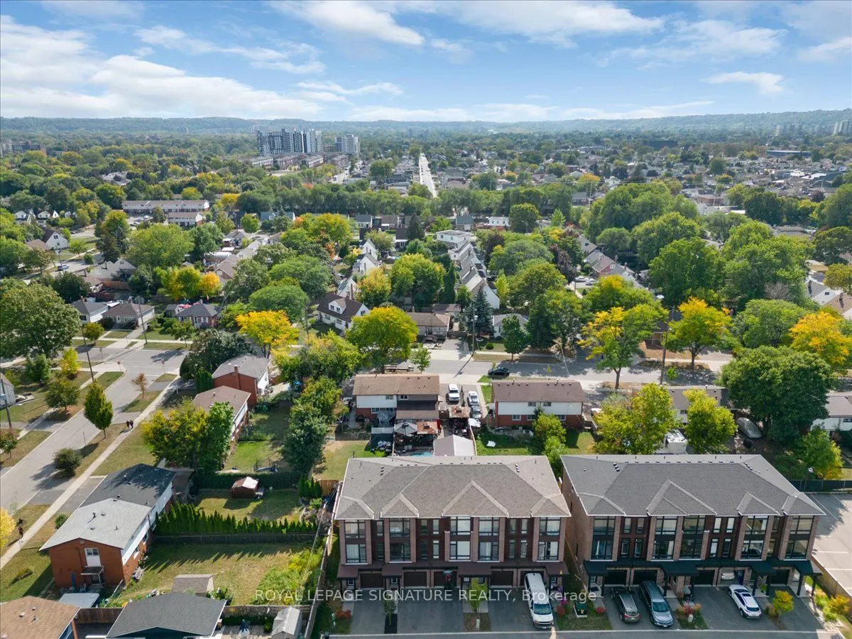 270 Melvin Avenue, #25