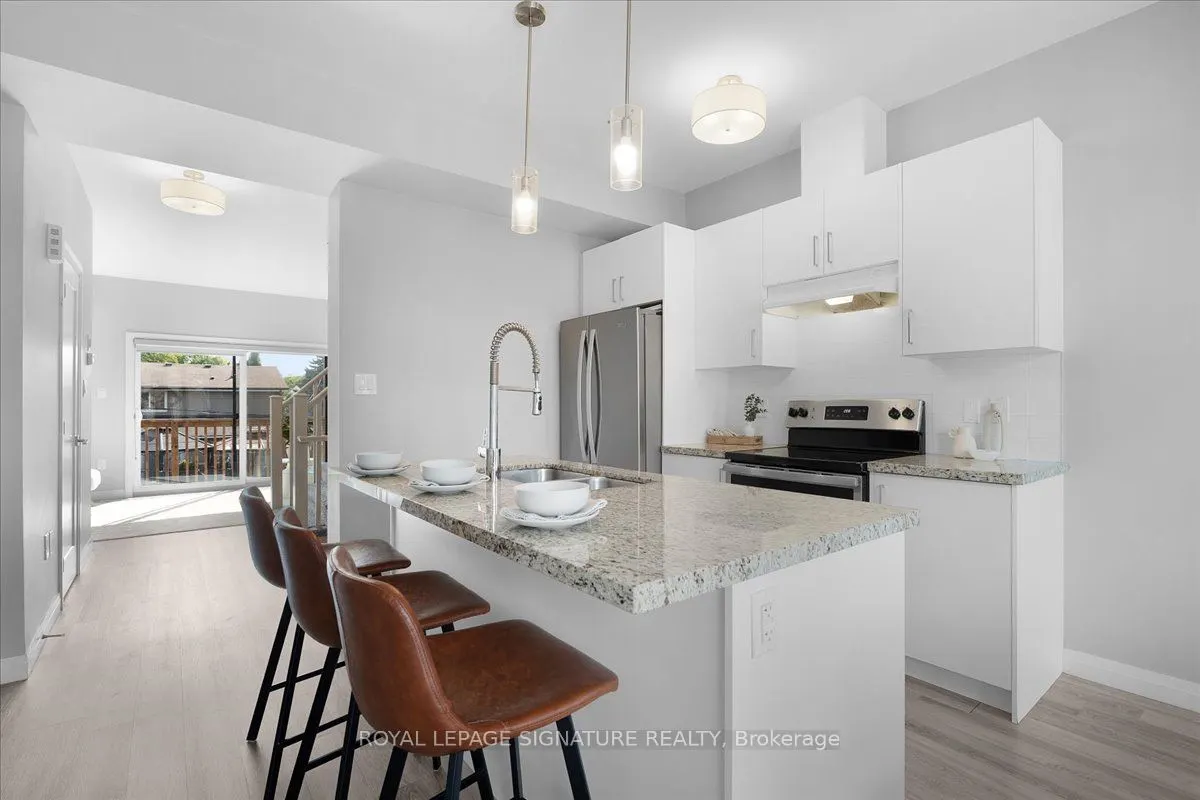 270 Melvin Avenue, #25