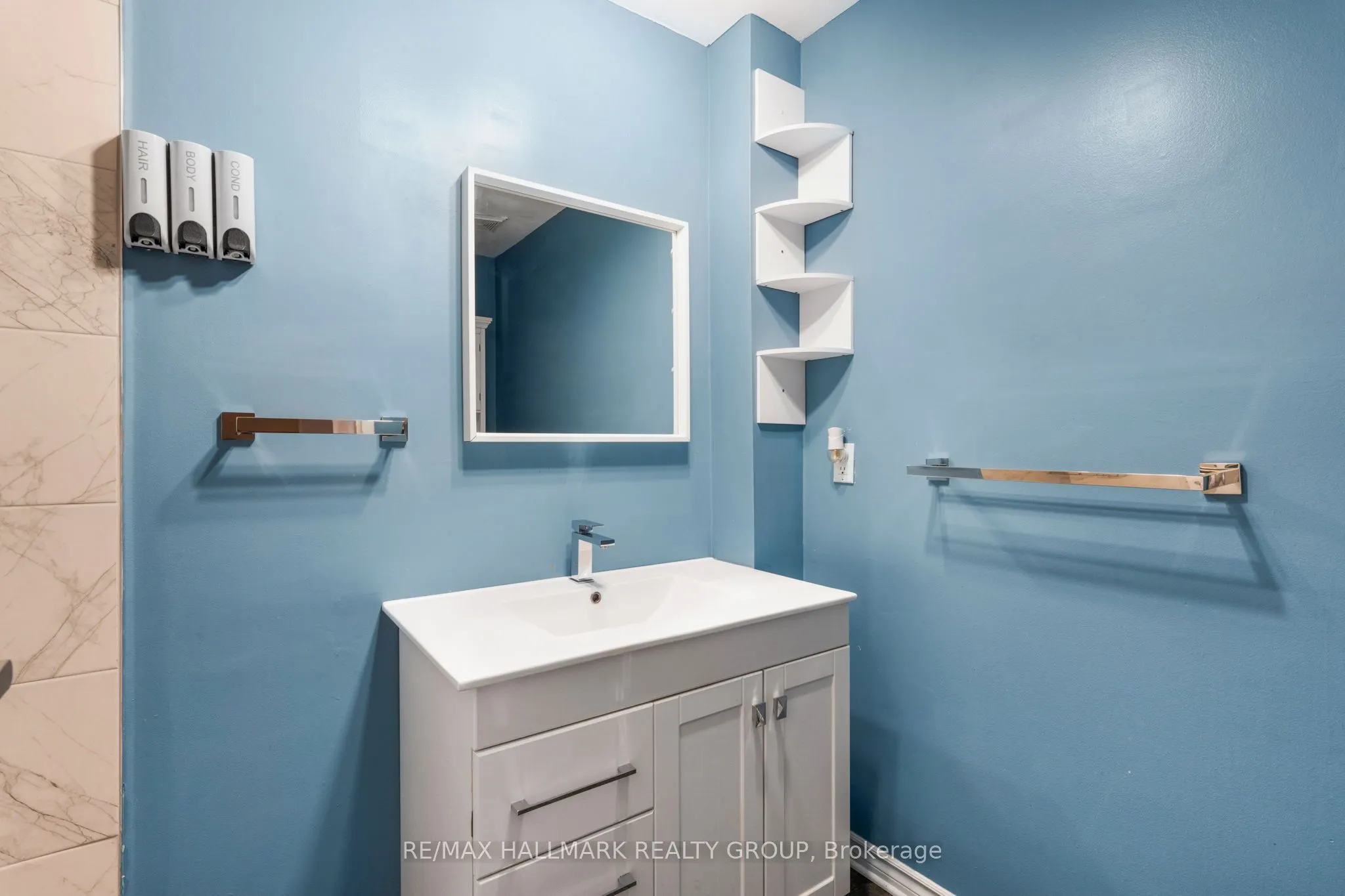3445 UPLANDS Drive, #107