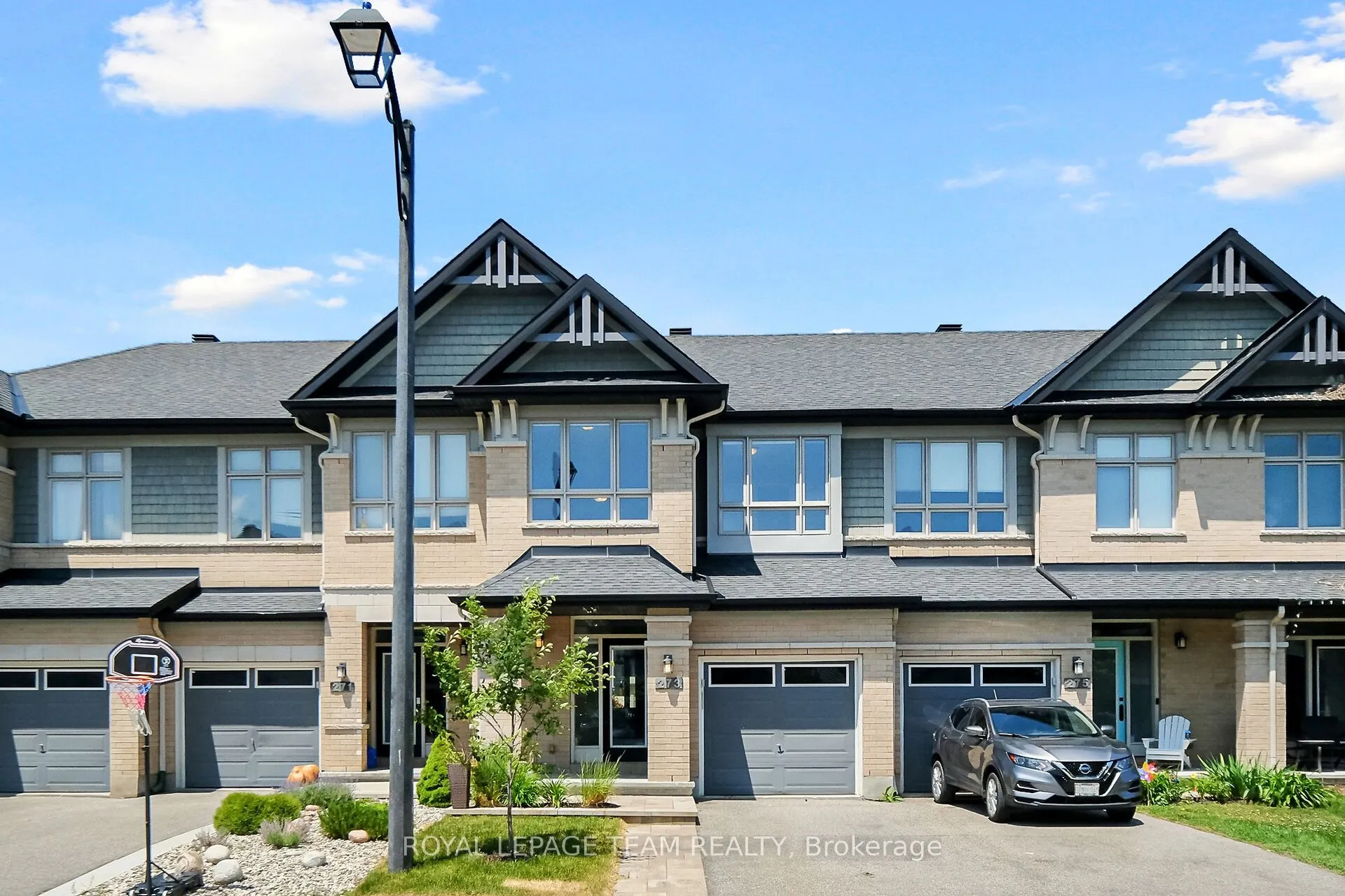 273 Shinleaf Crescent