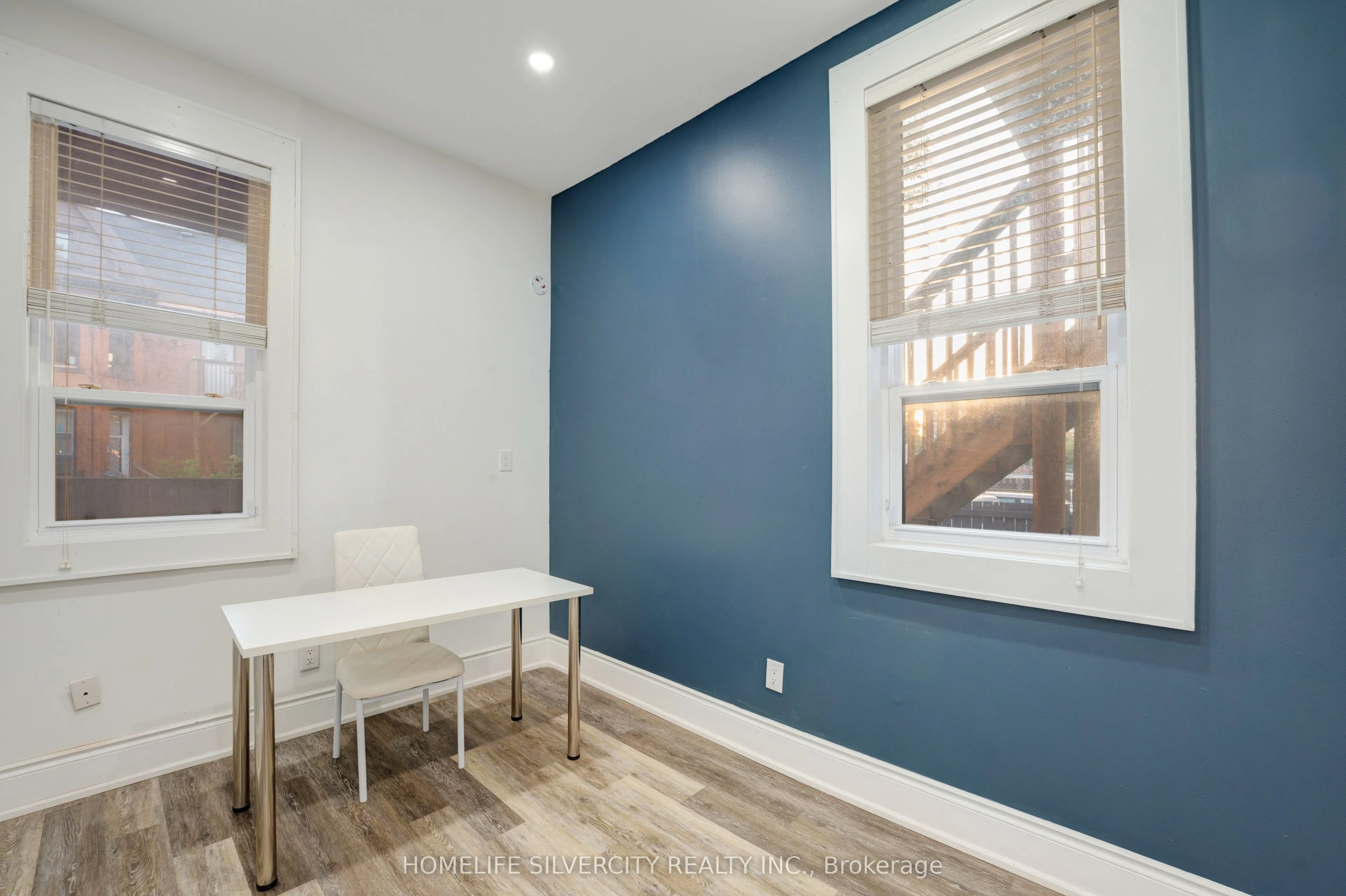 484 Main Street E, #1