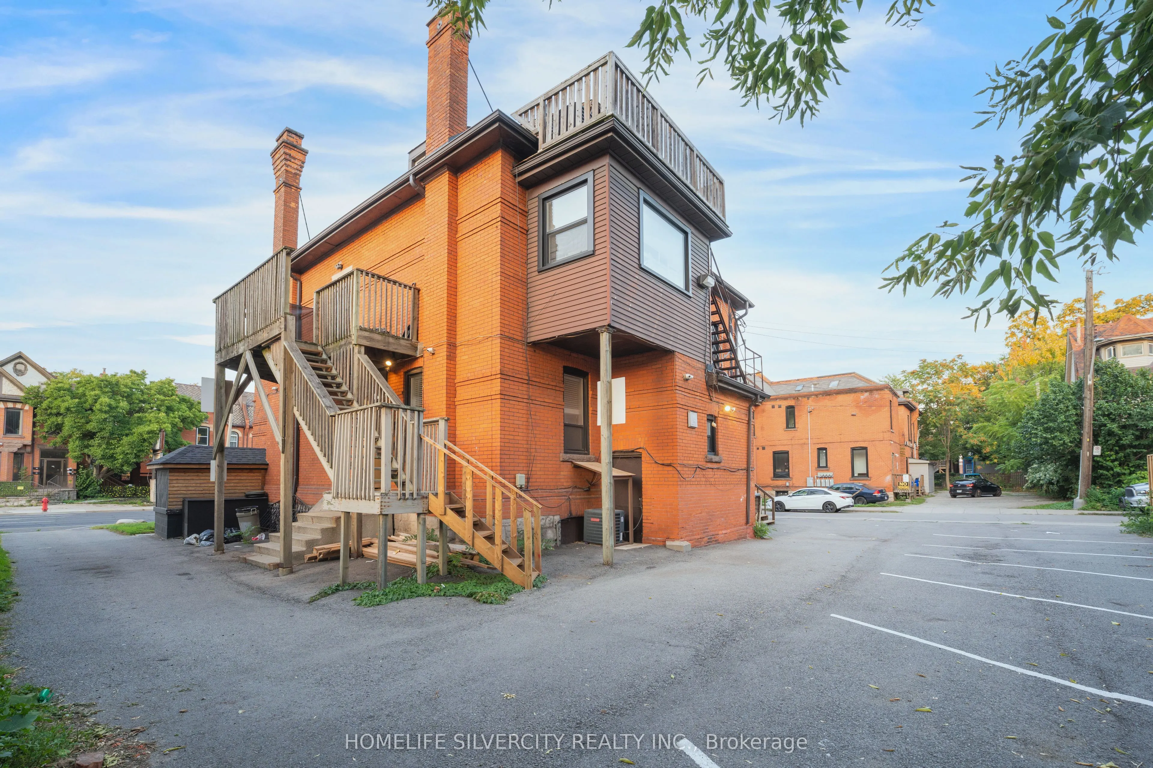 484 Main Street E, #1