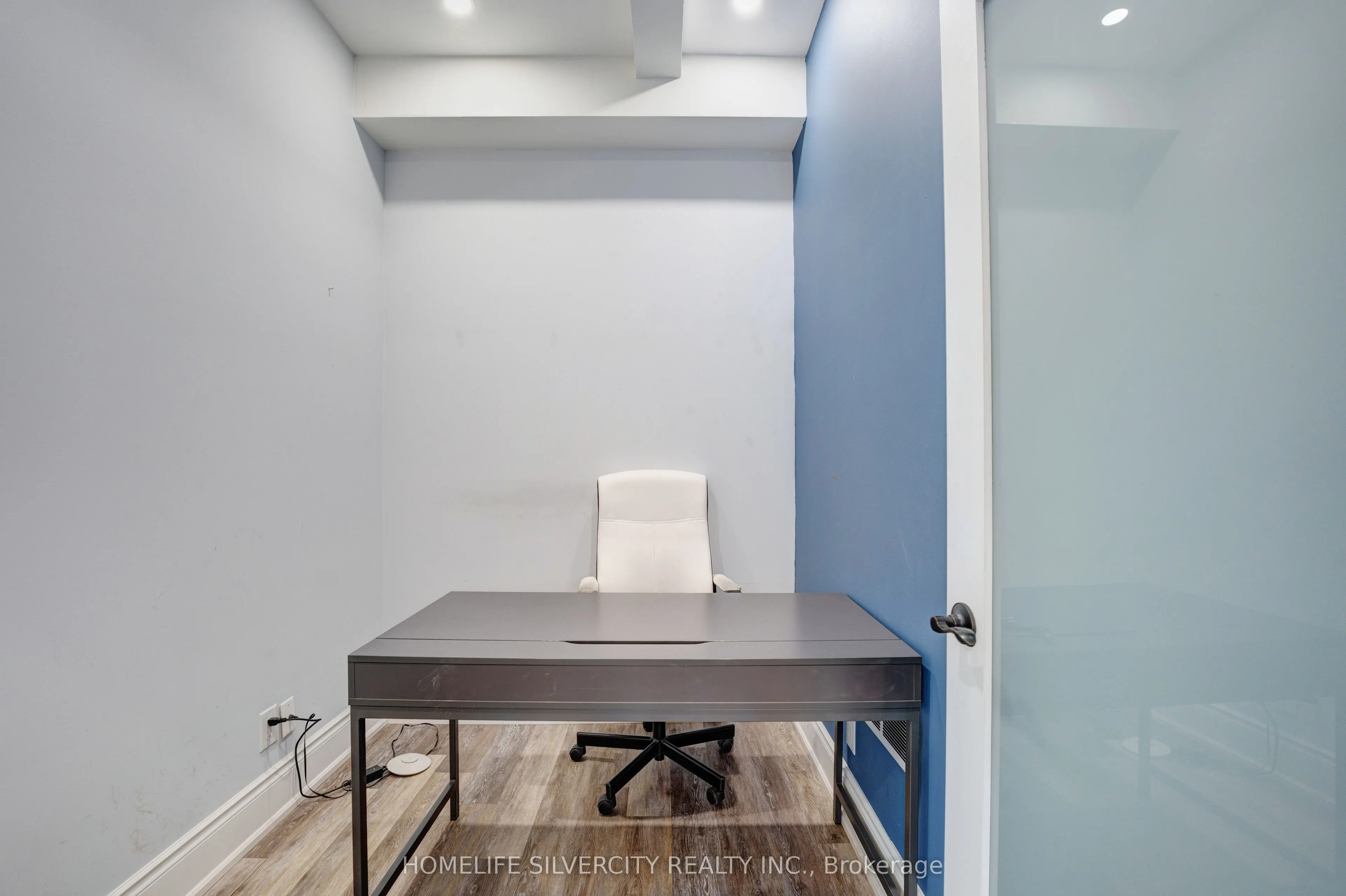 484 Main Street E, #1