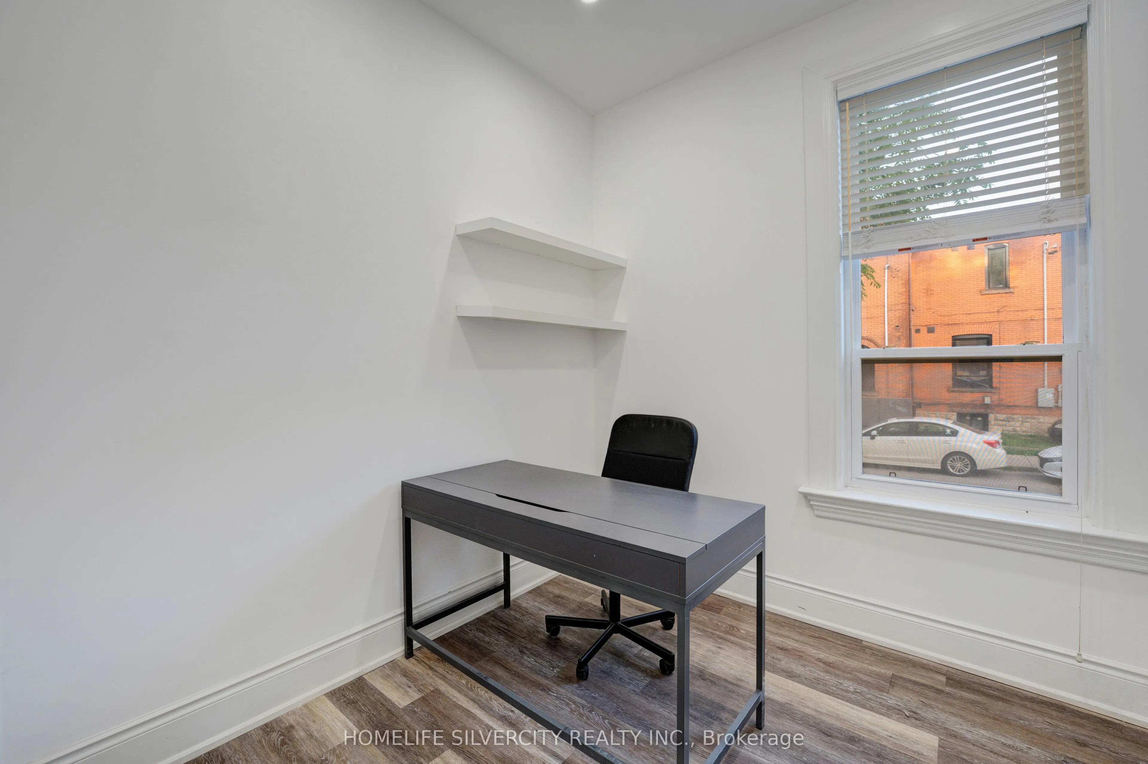 484 Main Street E, #1