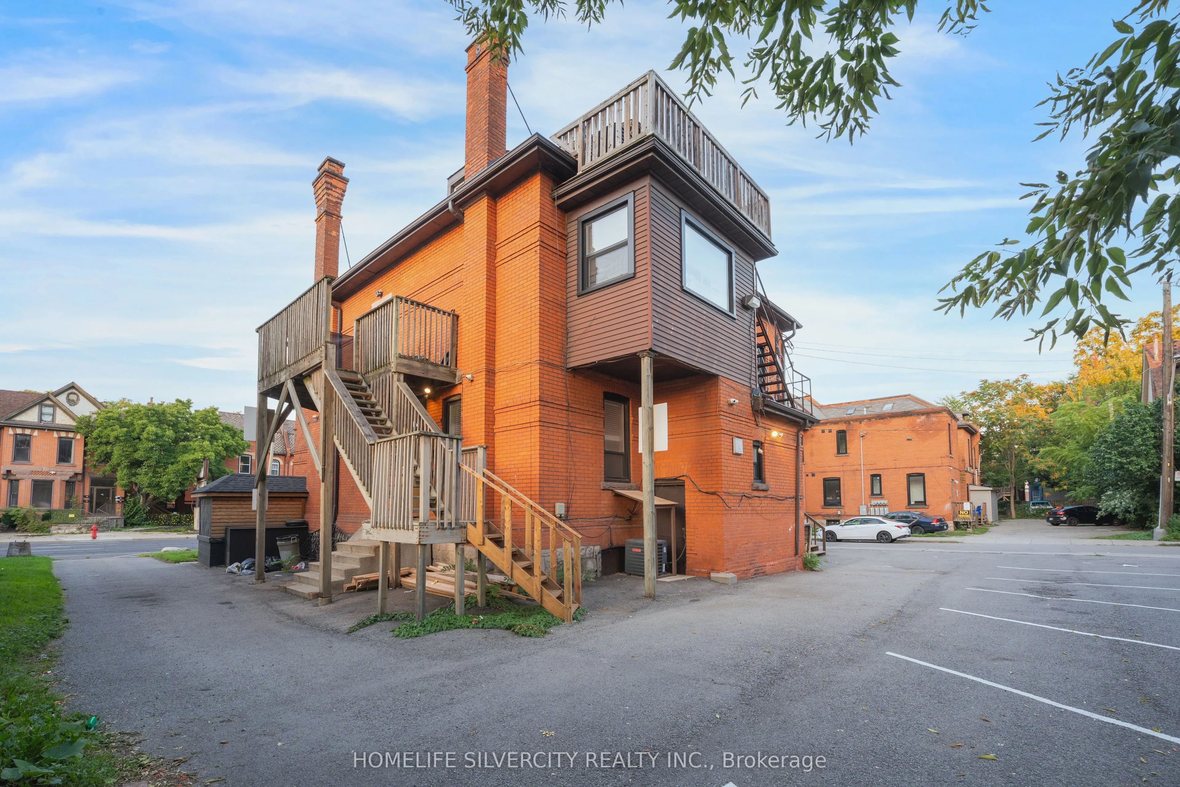 484 Main Street E, #1