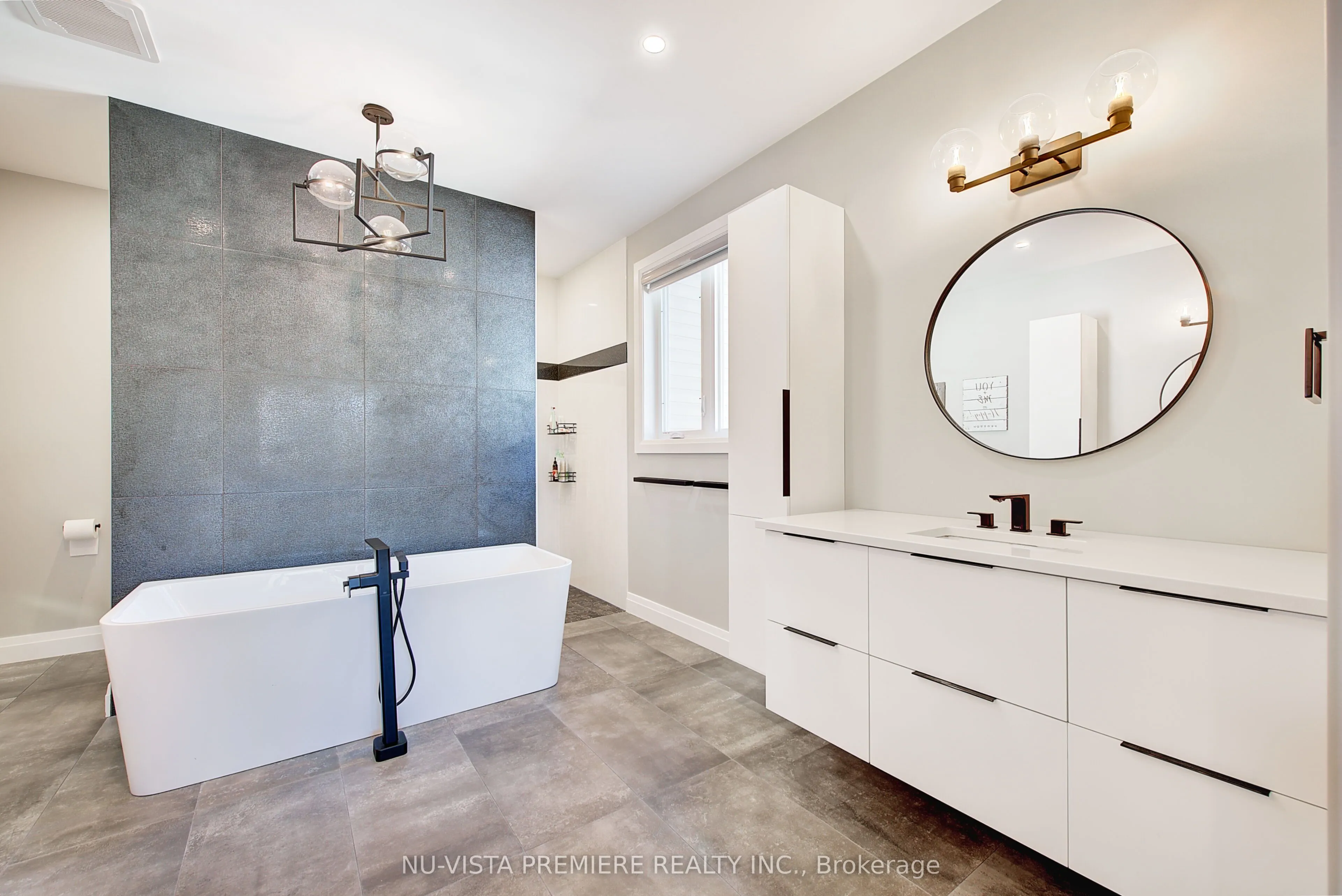 7442 SILVER CREEK Crescent
