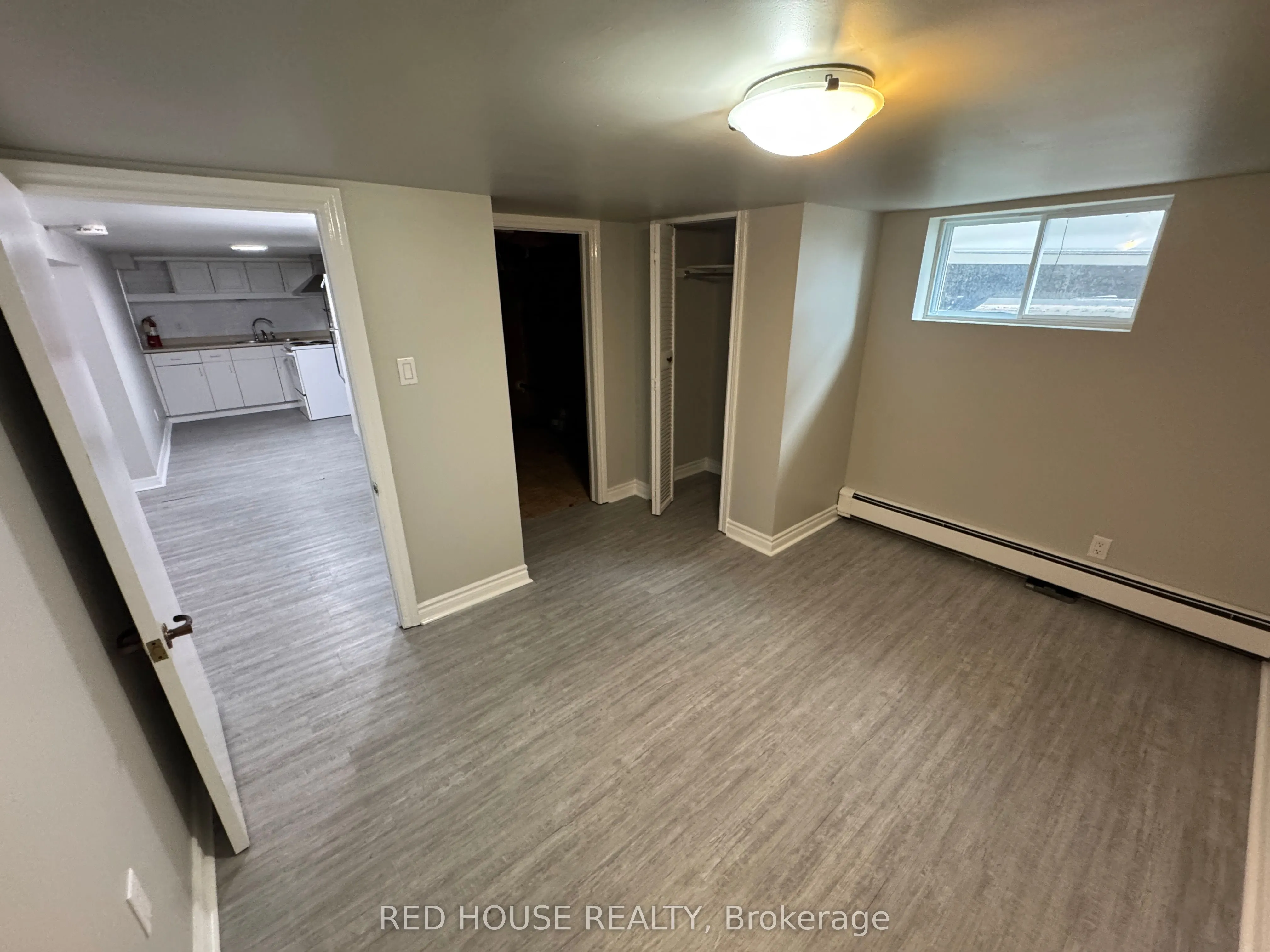 336 Queenston Street