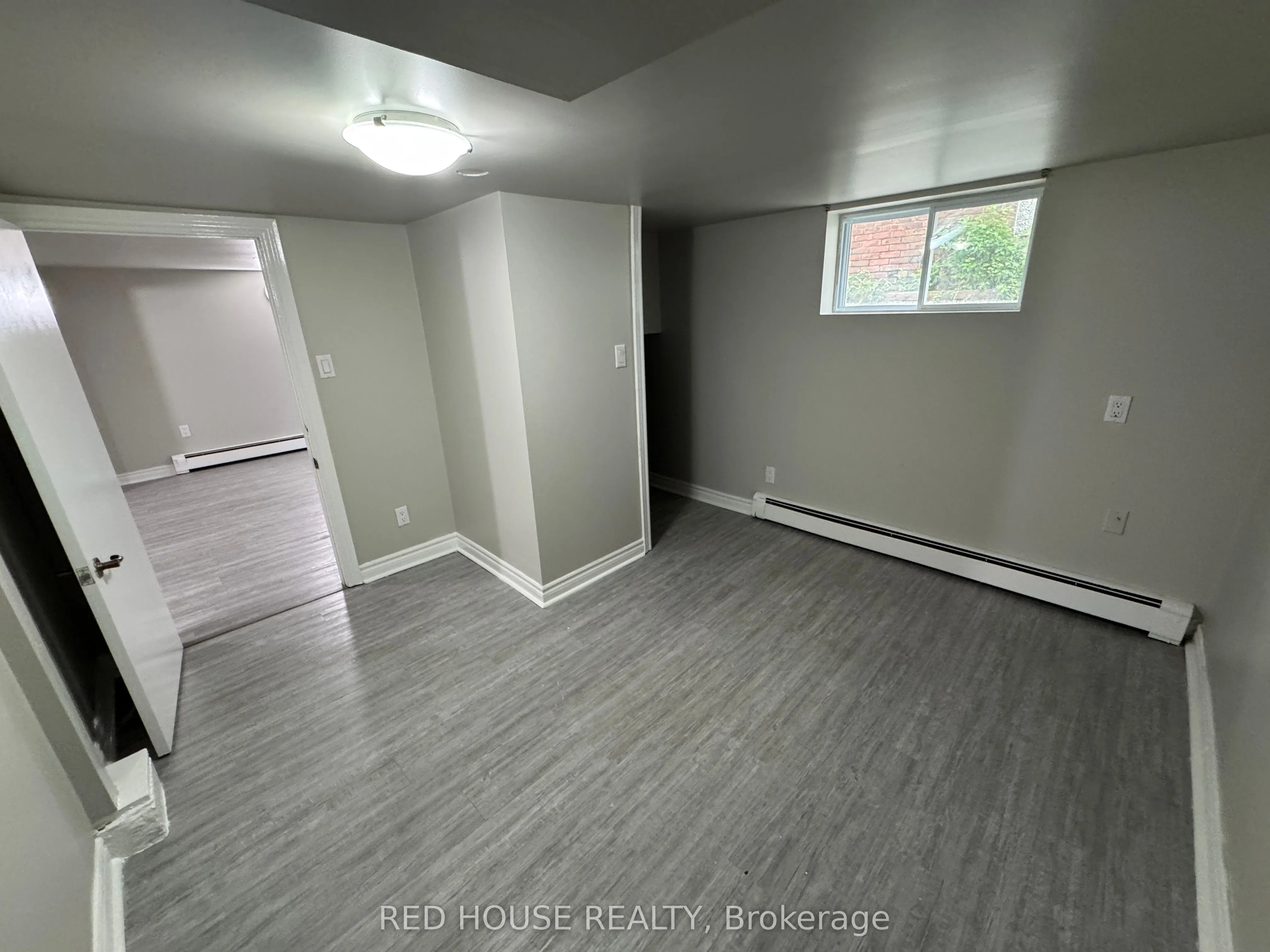 336 Queenston Street