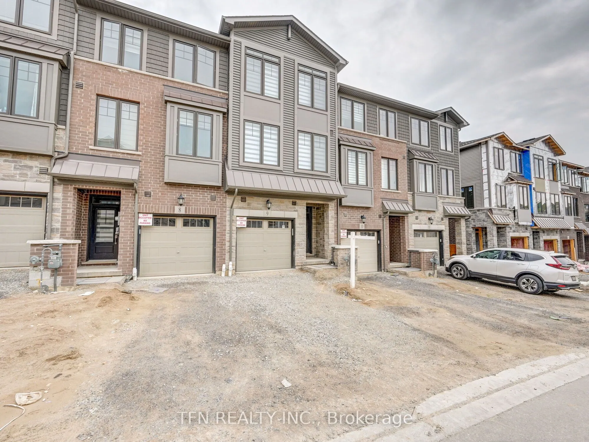 10 Birmingham Drive, #9