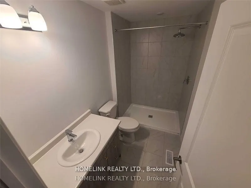 61 Soho Street, #121