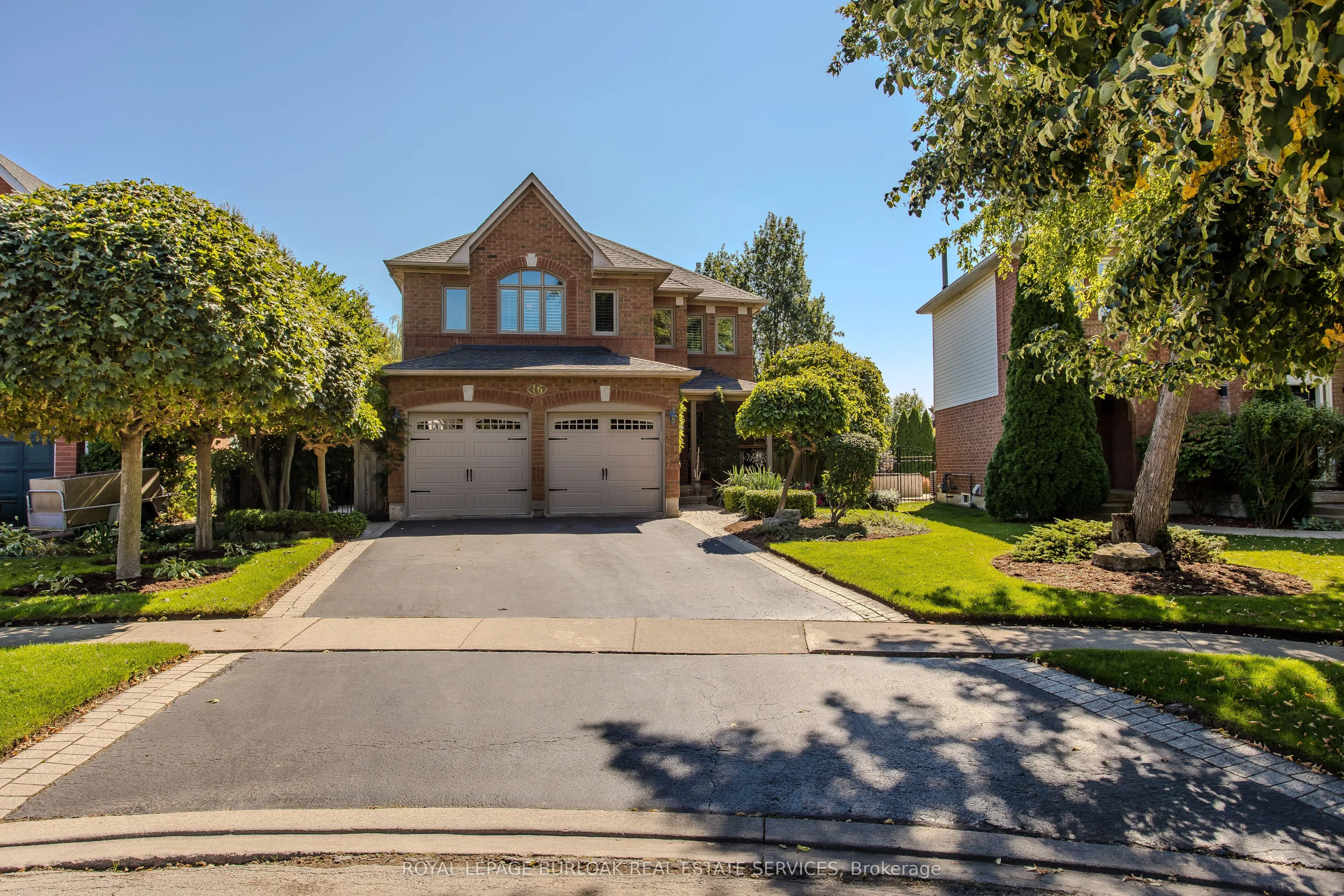 16 Arnhem Court