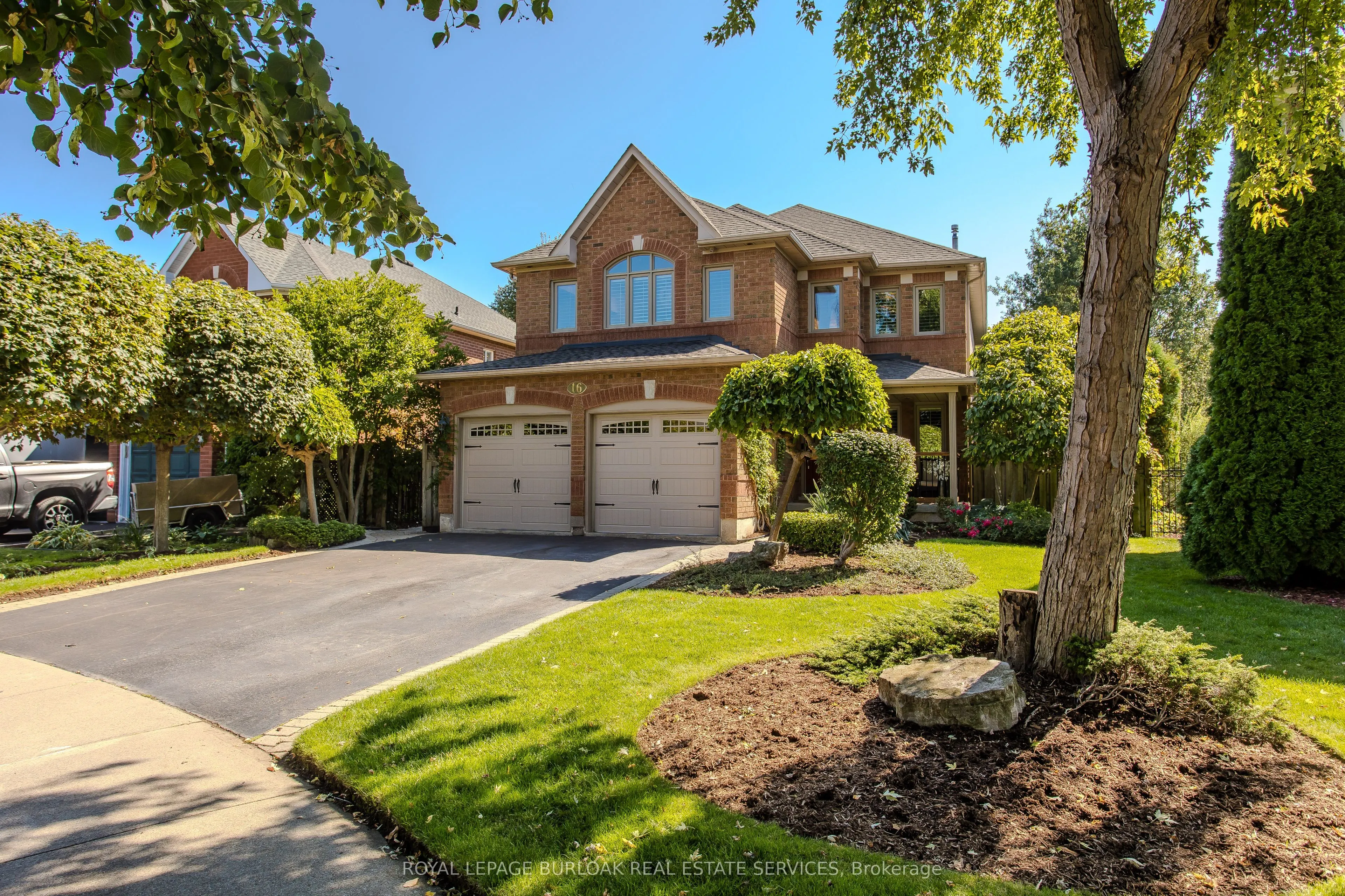 16 Arnhem Court