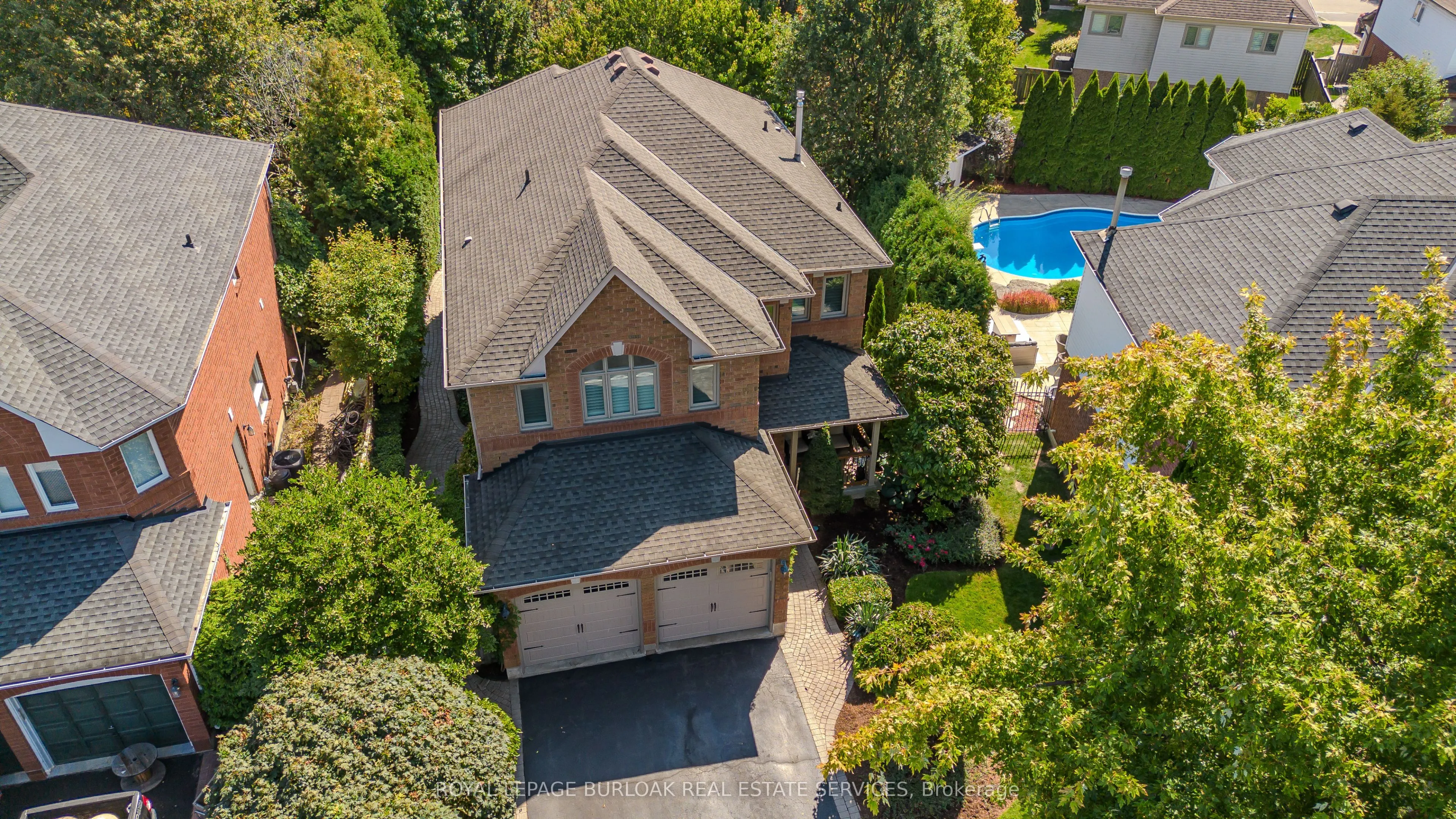 16 Arnhem Court