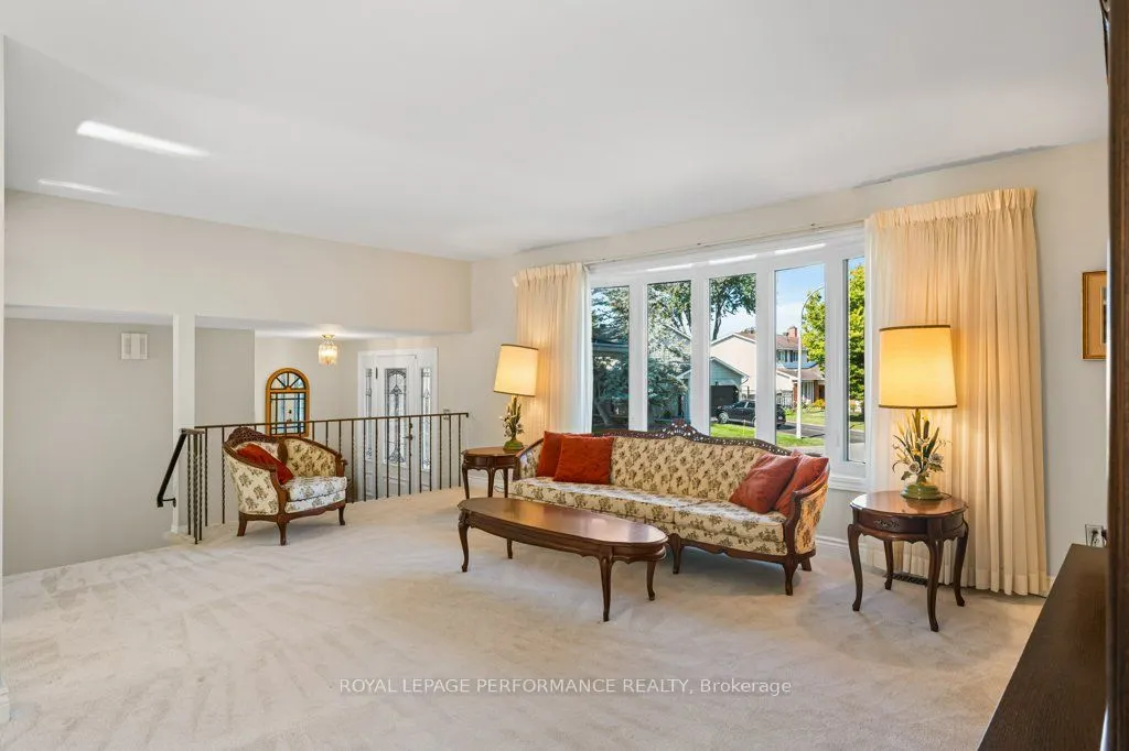 1777 Calumet Lane