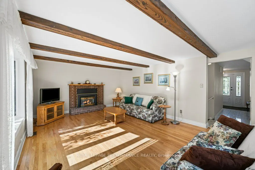 1777 Calumet Lane