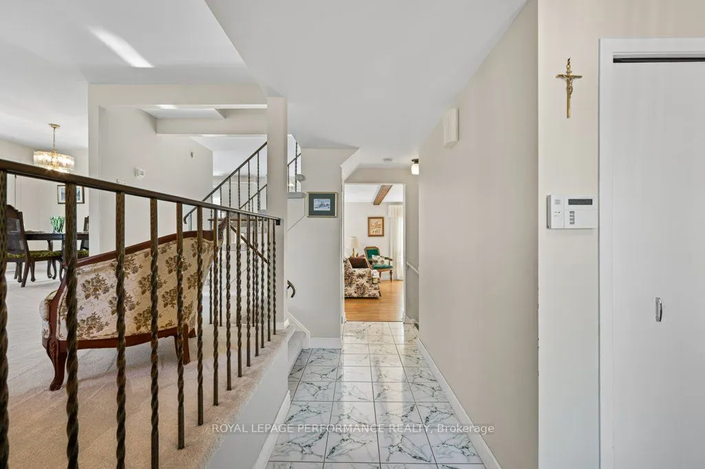 1777 Calumet Lane